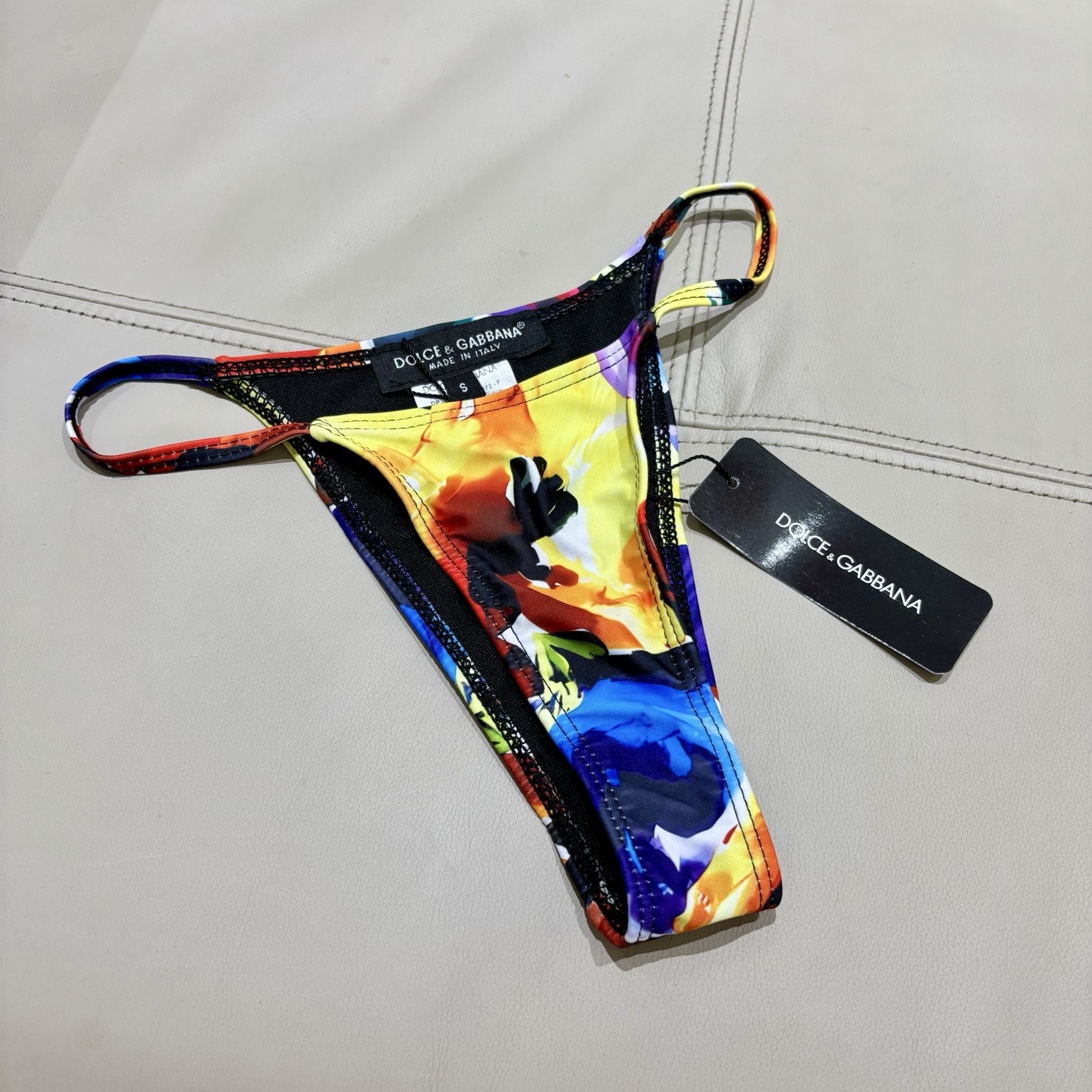 b60adfccd7cd62216461e40bd98a6b82.jpg