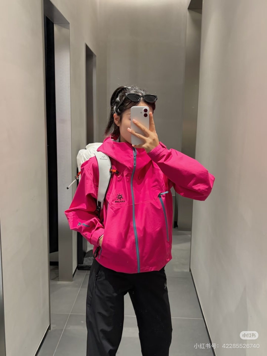 b6710afff7504bb0921d34db0b0eef9c.jpg