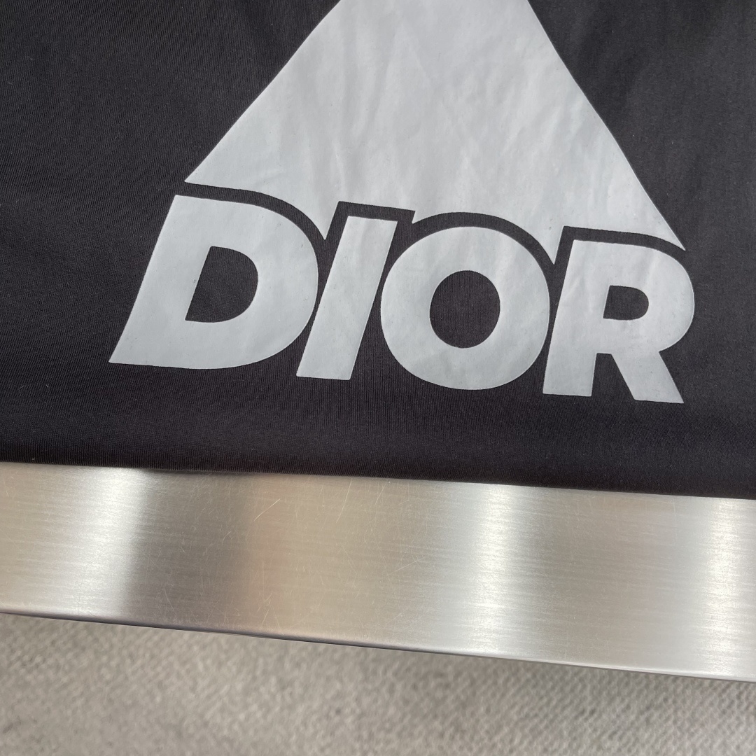 d4e75c0d51e2fac2b28151ad767c93dc.jpg