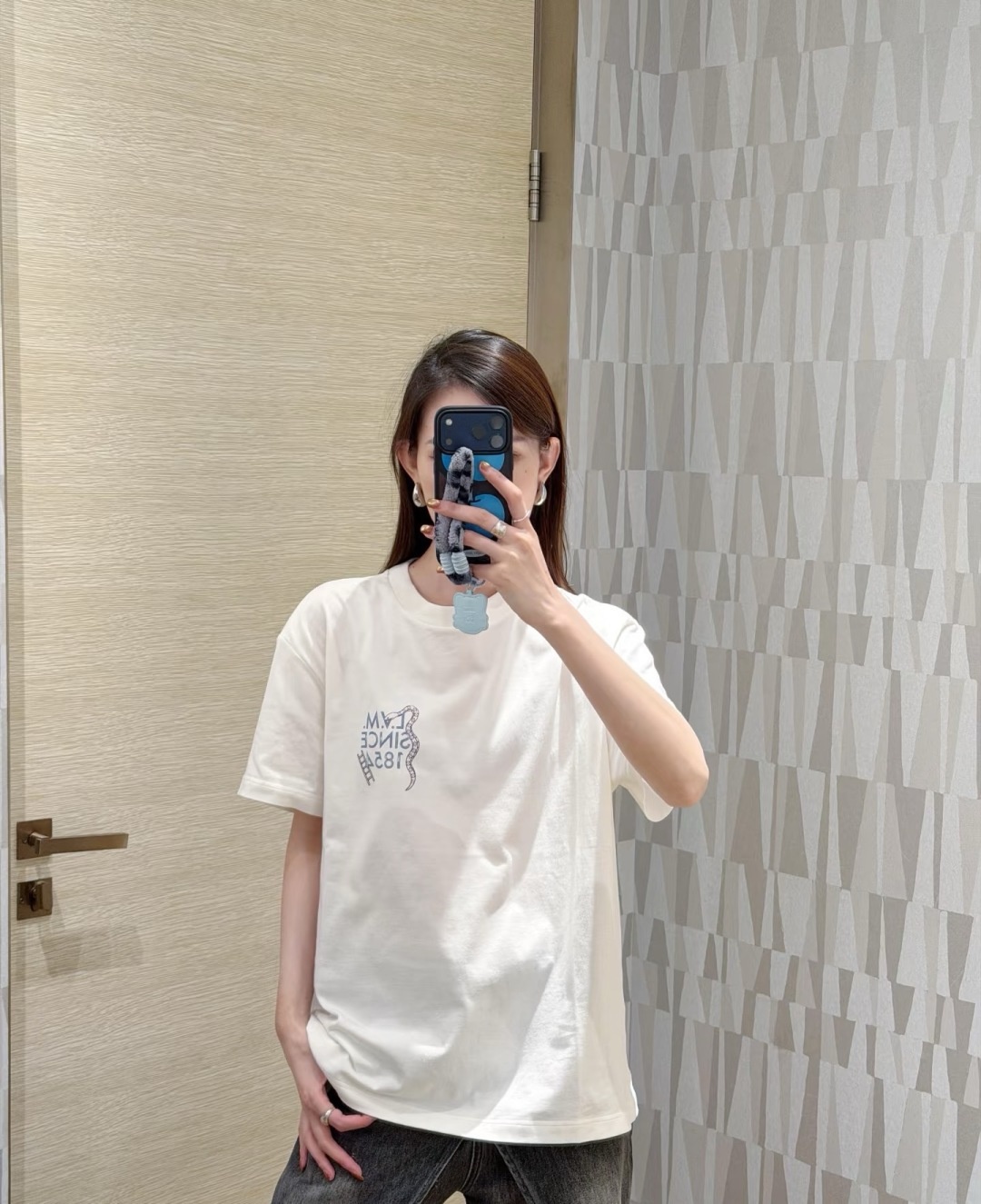 d90cb1354ba8541c0db593f5d667c1c5.jpg