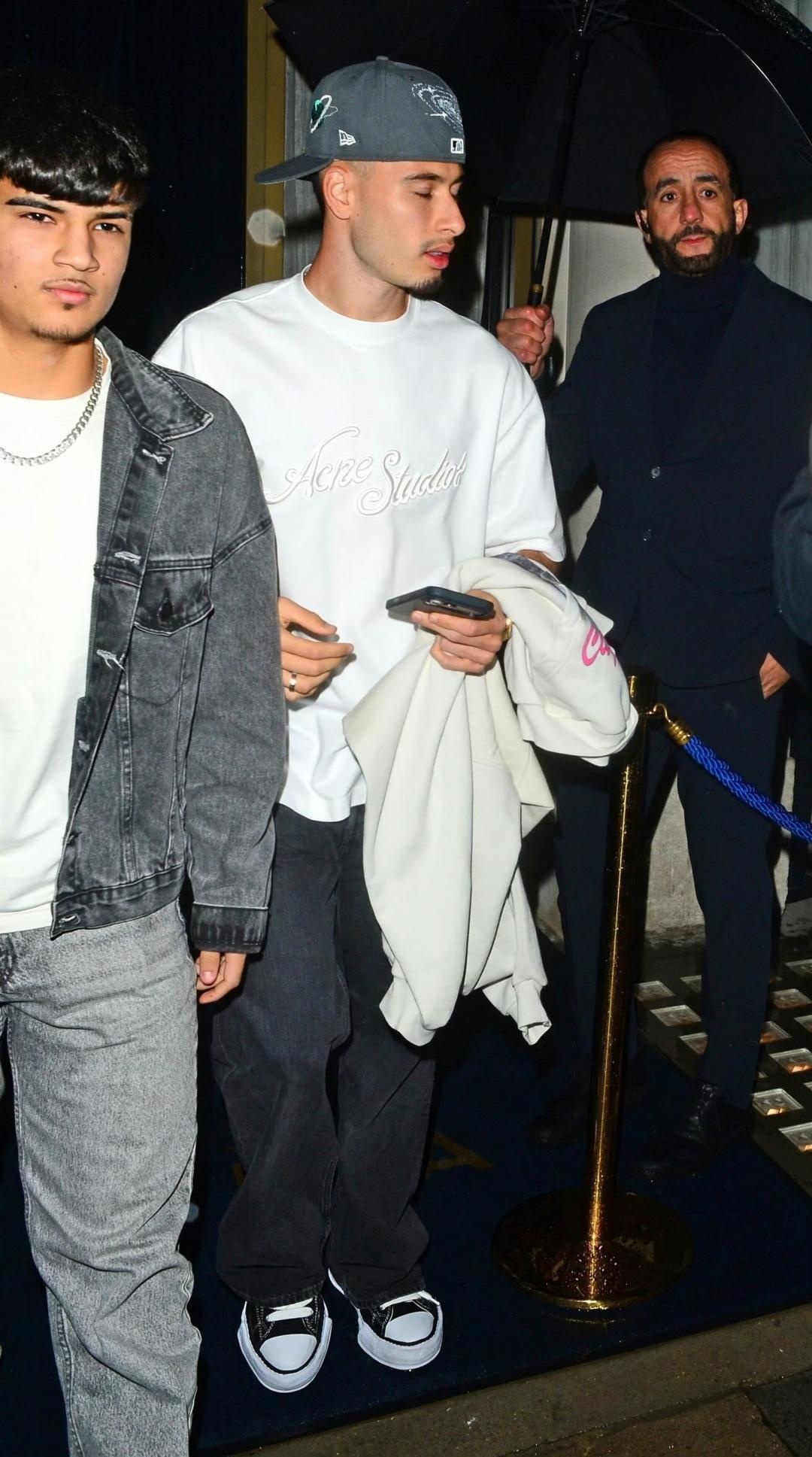 de9669717ca46d379d19e4d2a2af116a.jpg