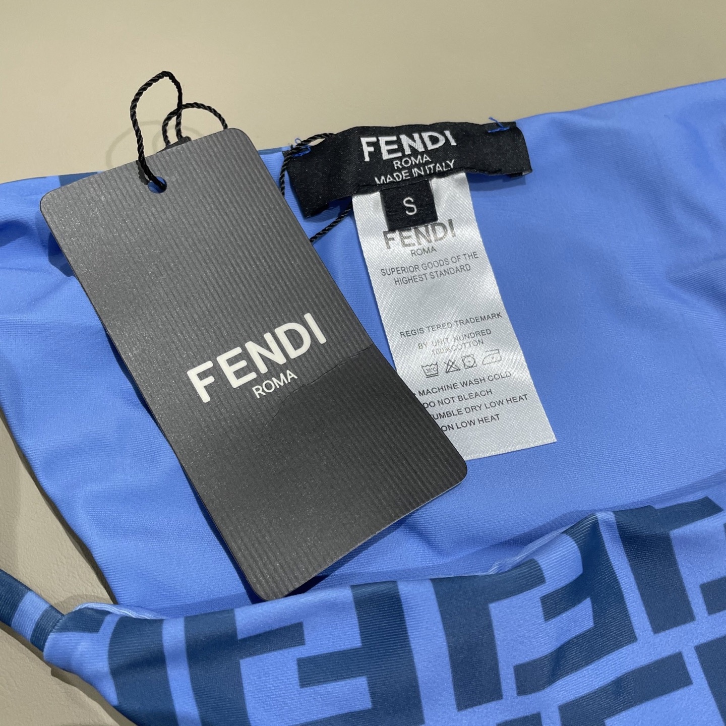 fcfeab4de4dbef0452d59e20d466fbaa.jpg