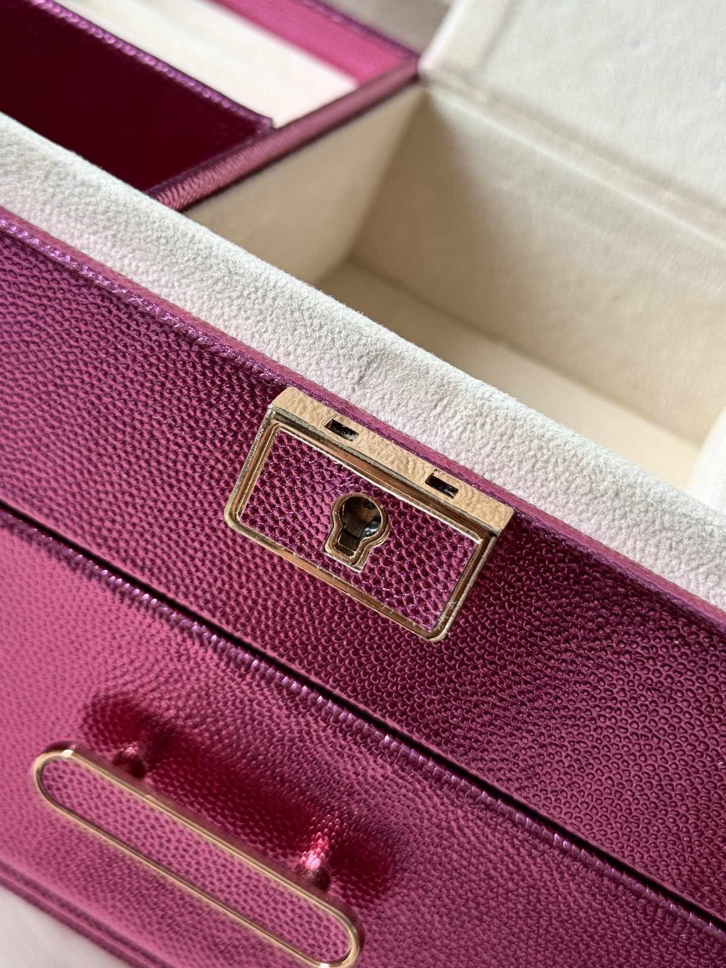 eb6b376d2cb1ba5be53080406e7c1a65.jpg