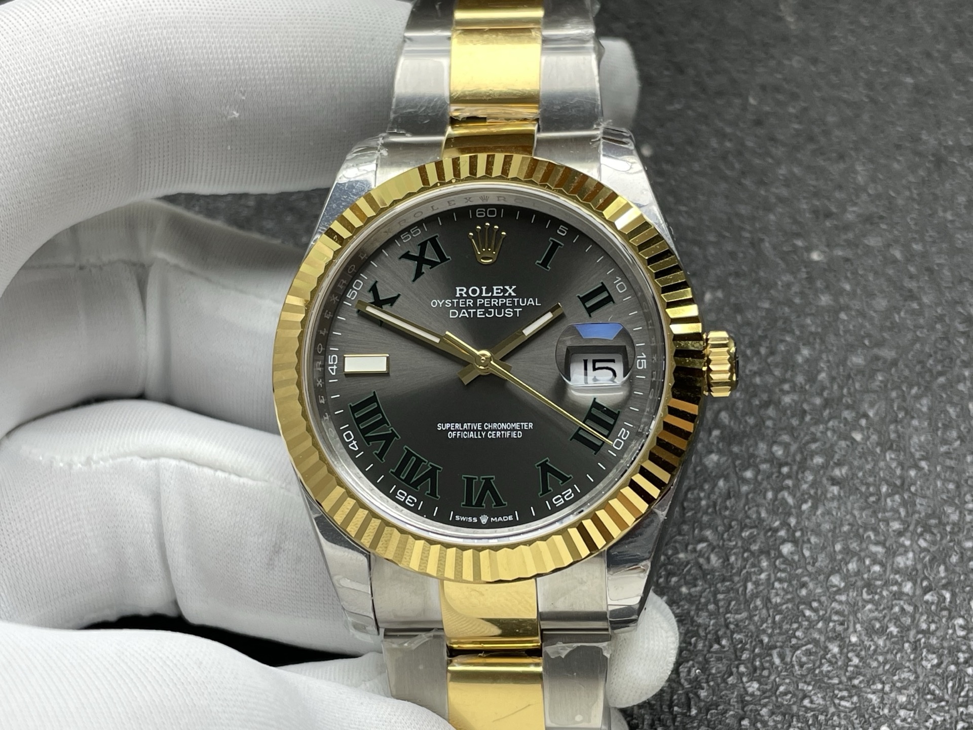 5199488717fb7d1e2542a7a75a09dec1.jpg