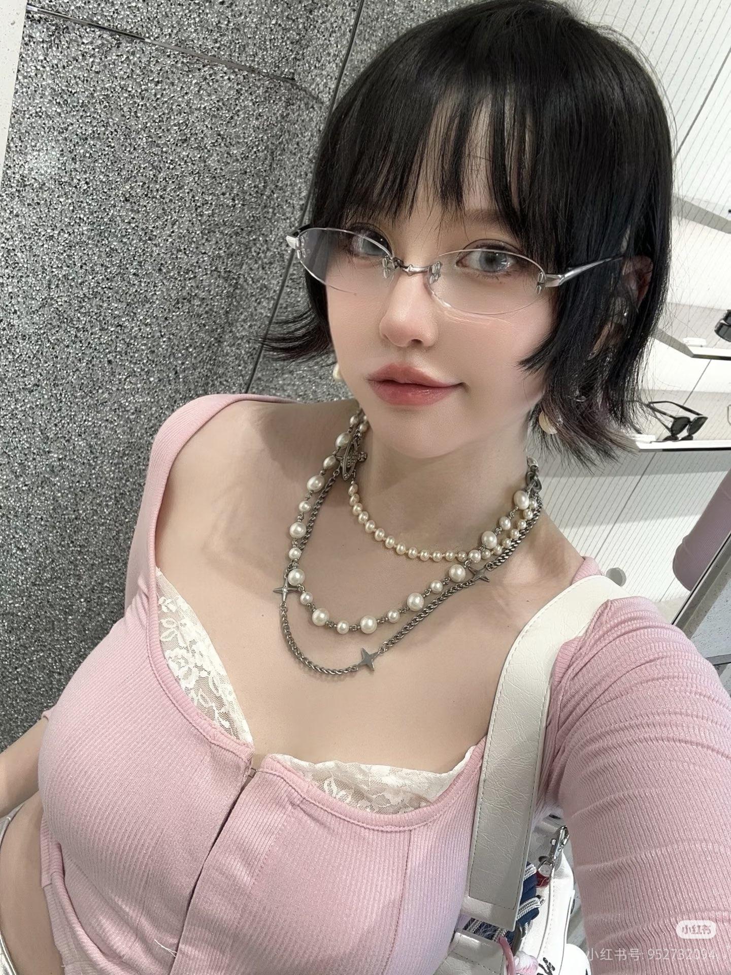 a2e6db3a68fb65e952239a57bb7ad9f0.jpg