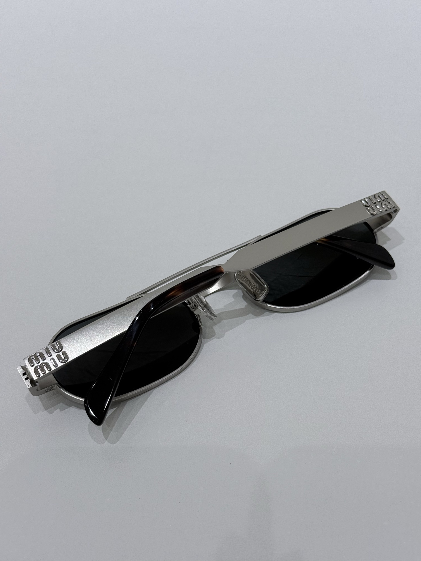 b44170ef6be8acce22e21d12f82d6a35.jpg