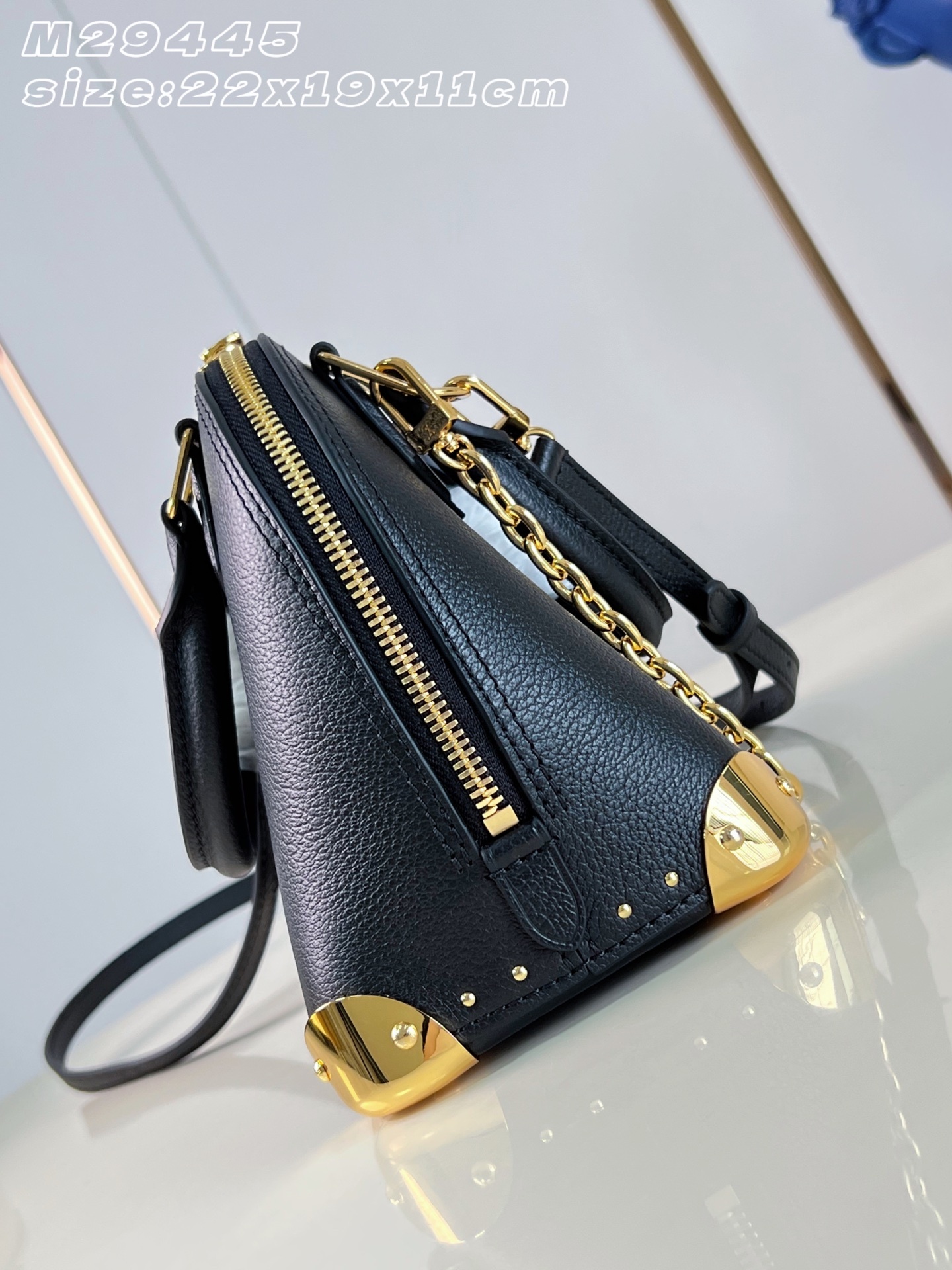 c4f84984aa37de971ac1401cad274cd5.jpg