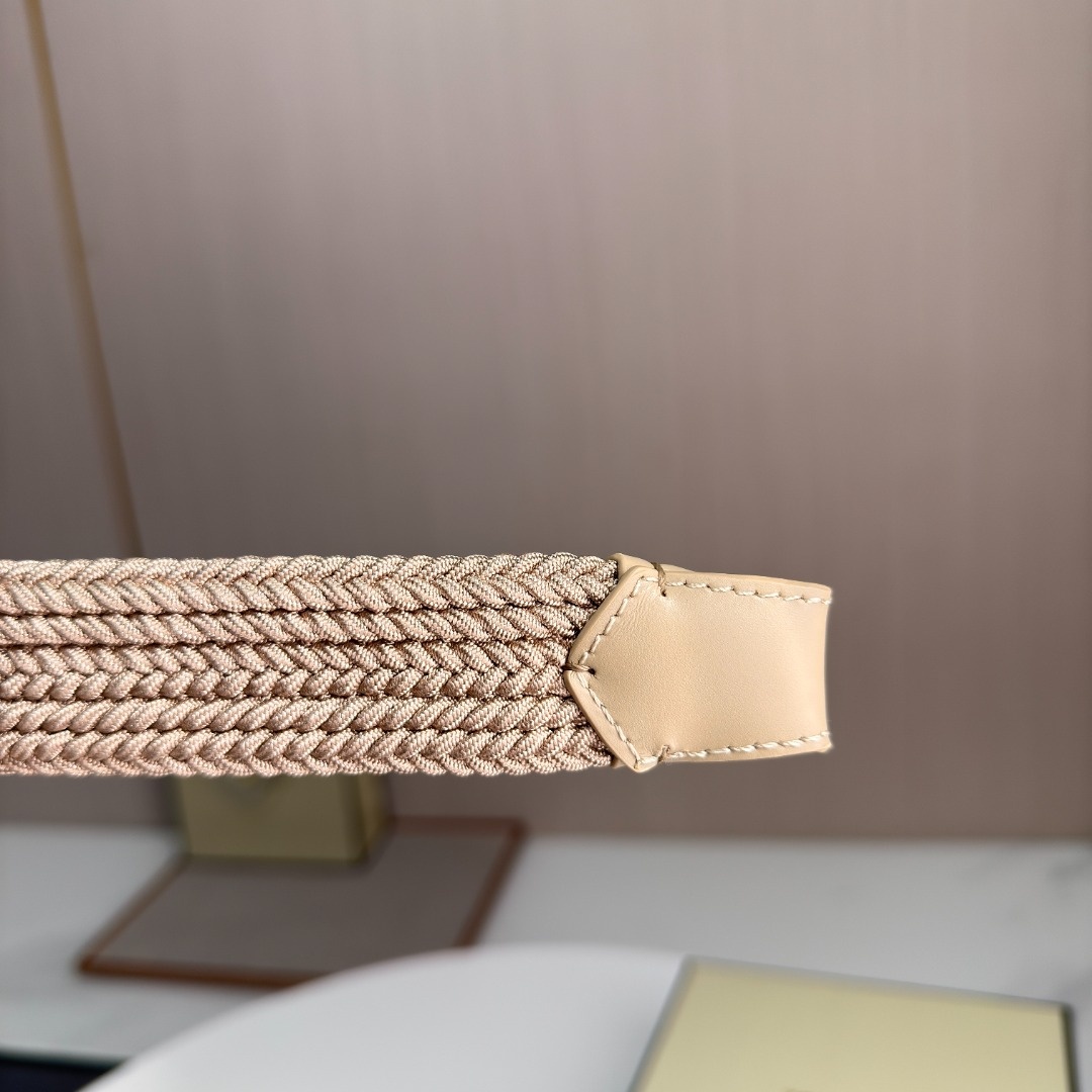 187ffa5d798a027d219e19c5b3a0a3e2.jpg