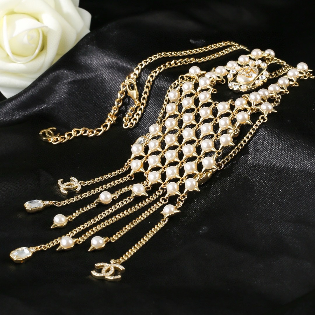 1f19dbee19aeb6dce2d2e94888aed61c.jpg