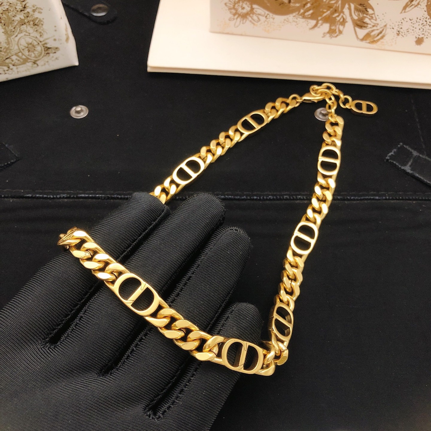 63ce1ea725ed76b4e6e15a8d481573d5.jpg