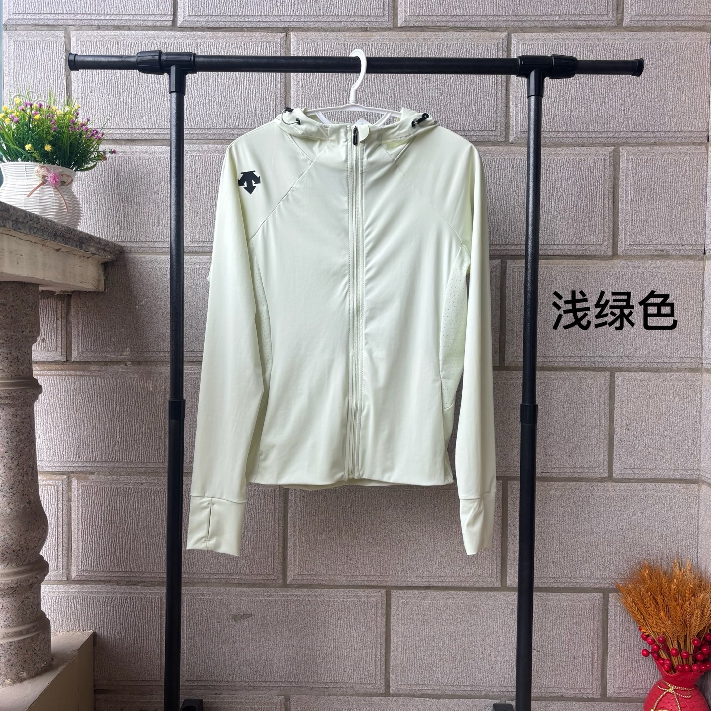 8cf42de96c45ba1ba28644dd549f157b.jpg