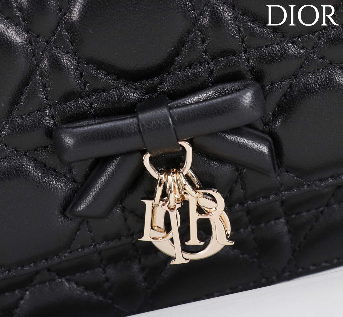 9d84a19781eeaf5f9e107697d305525d.jpg