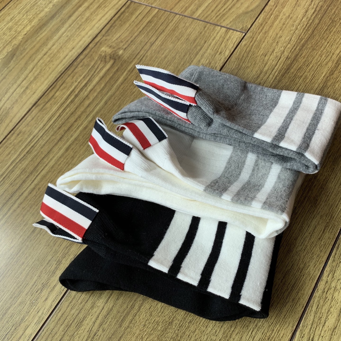 ef559388d053f3741bc413d3a66bf73e.jpg