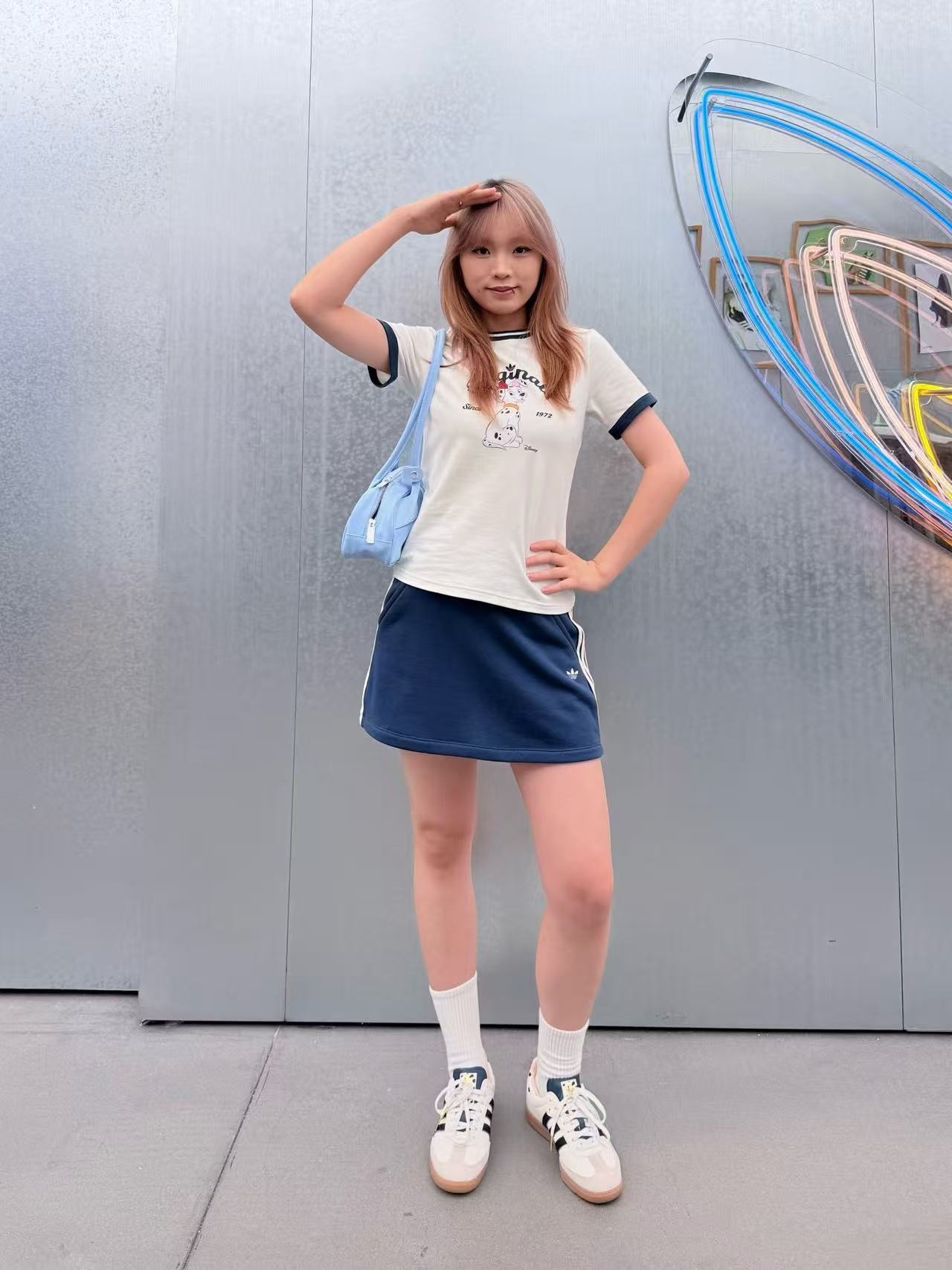 01697b77a2c1b2f0751cd7b6bae54a24.jpg