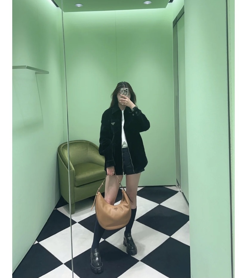 09670d564088f0ed74928ca6c66ca5a0.jpg