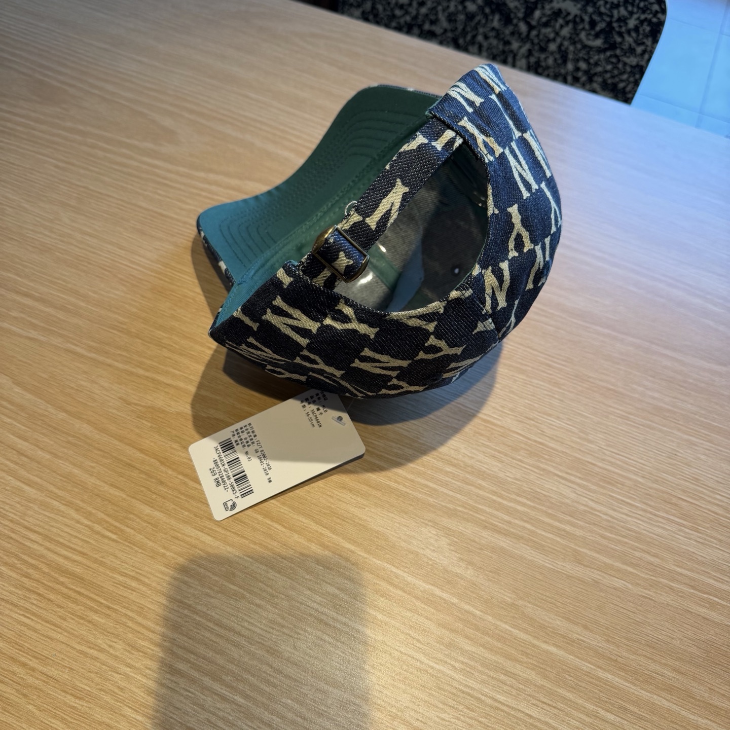 657abebfe1775354b30d659660500500.jpg