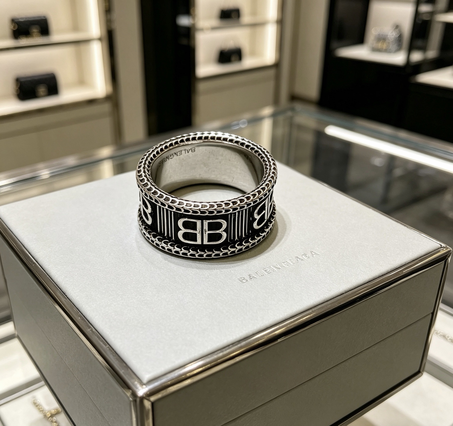af7be068ba2a0de1f9bacc4d5018cb4e.jpg