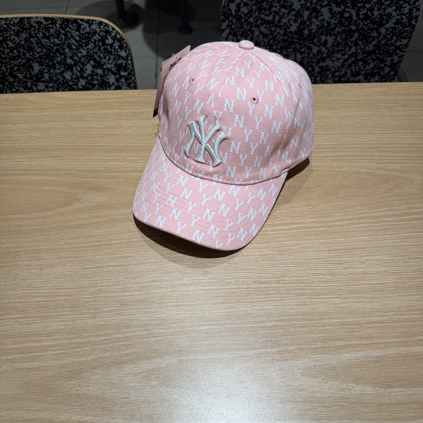 fe1a74521efbc339dadfd853e18a1ae8.jpg