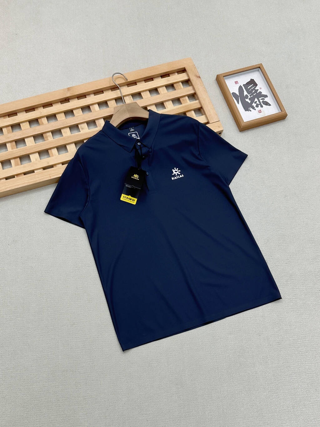 1b9b07ace04af8680f4de366a01ad94c.jpg