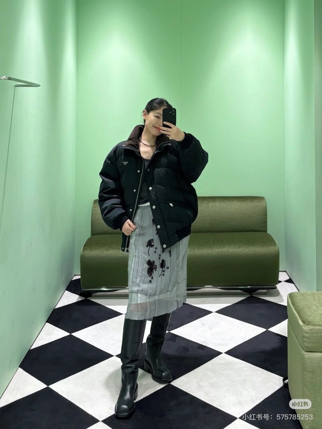 5a8d91d4bce44f7bf98f9e6fcdb83980.jpg