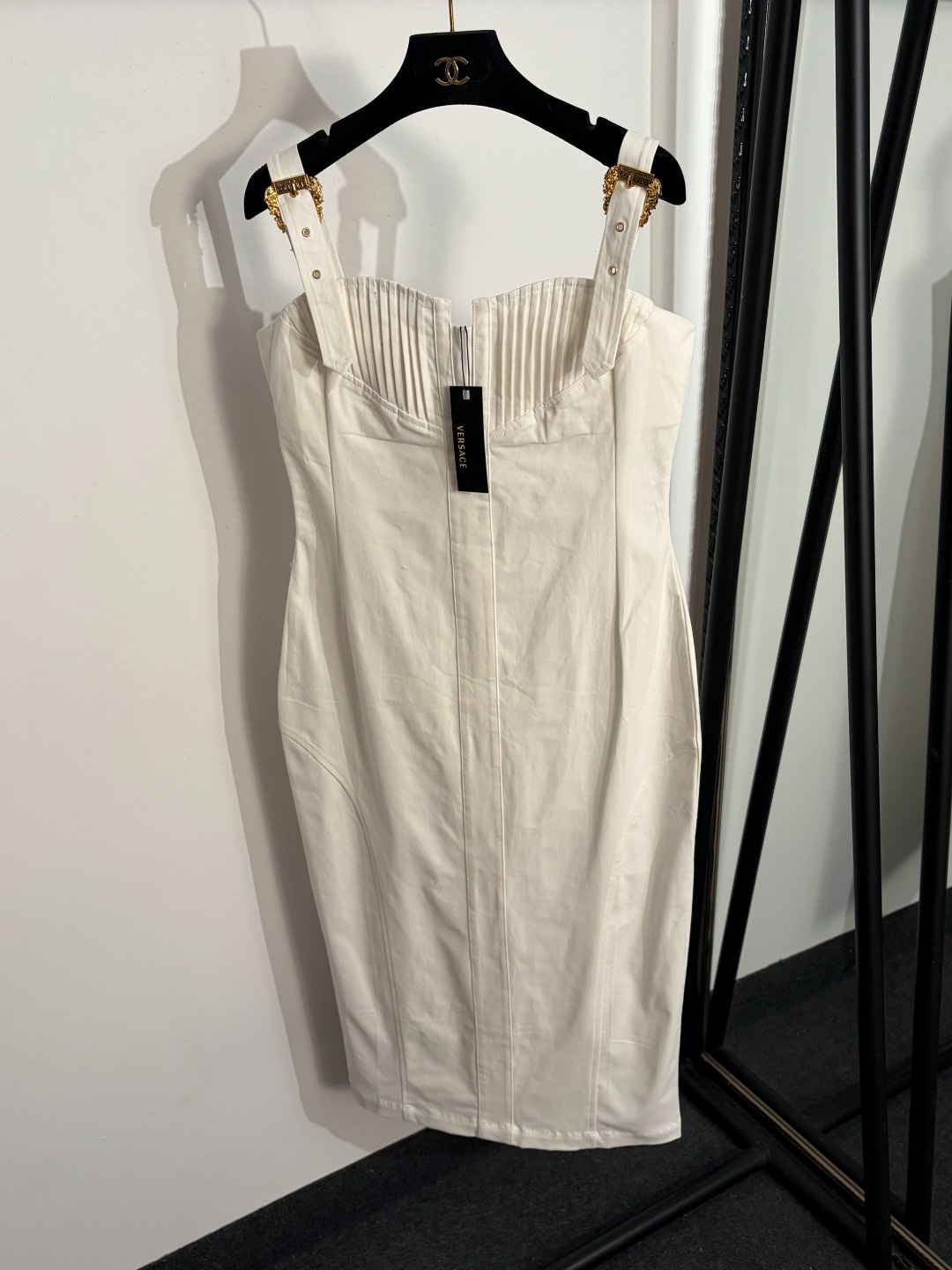 77b839713fd2006e3cbfbc2afd4a87e6.jpg