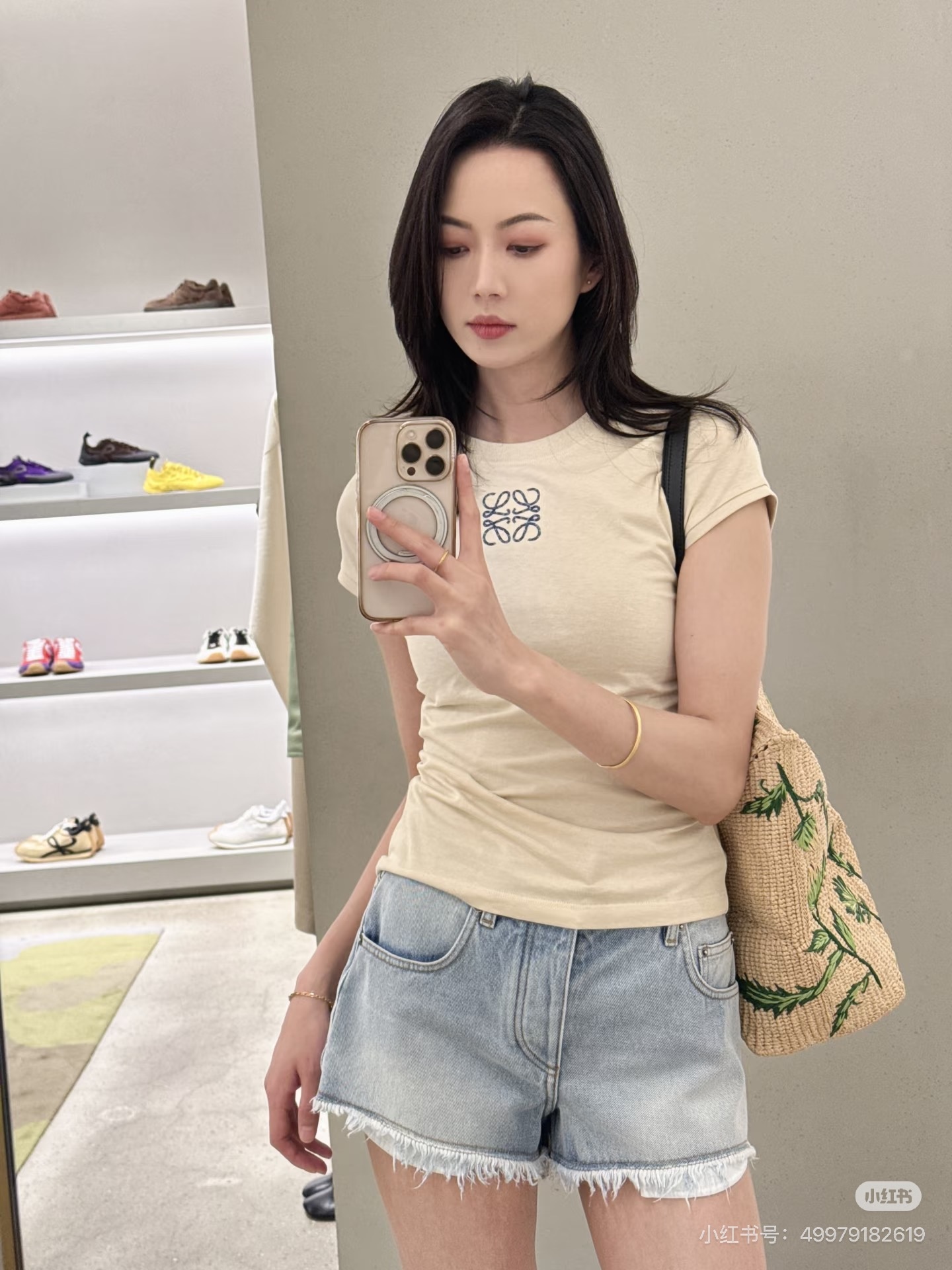 c813527df2879ae2d5dda5d437dbc76d.jpg