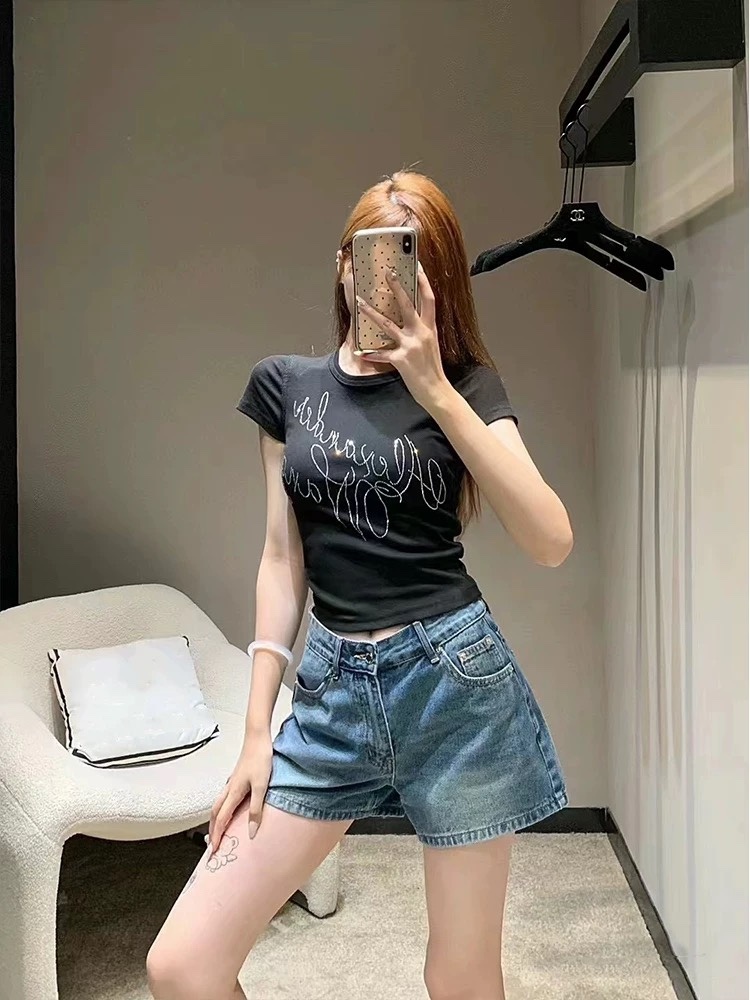 0c7845acc1cefb4b1bab3c0f6978d698.jpg