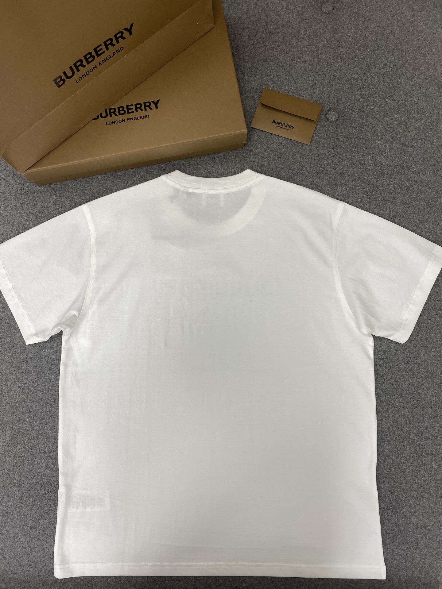 126c93cce3c2a2ff65182810564f27c6.jpg