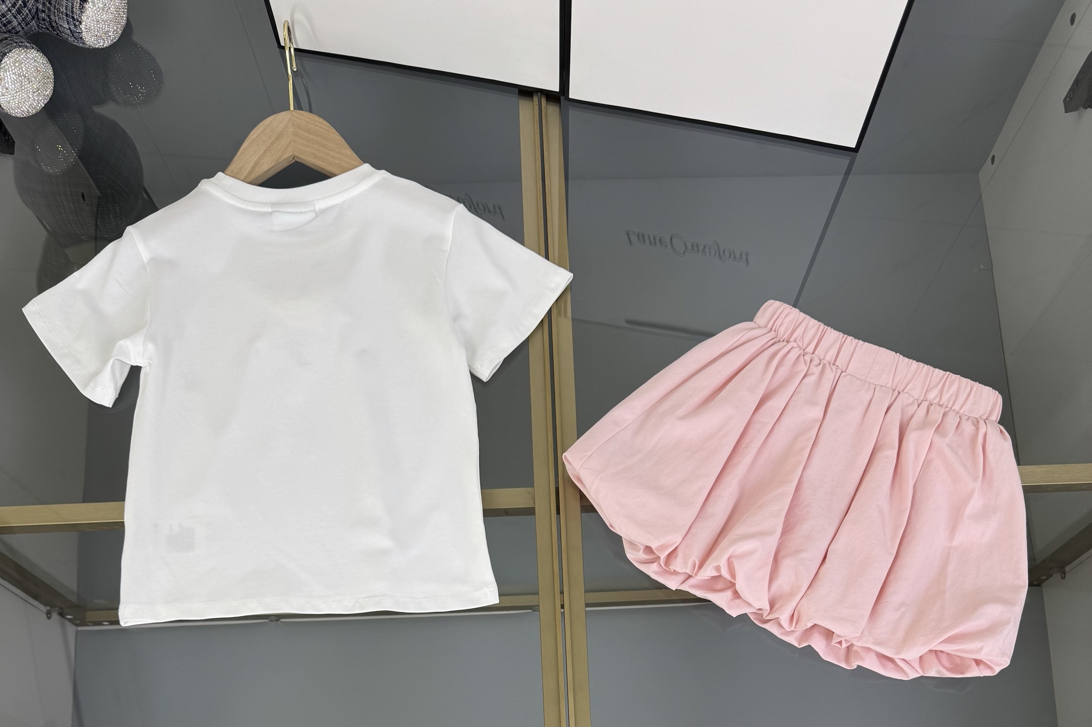1a93c6b0b57502afbc5d1a9284eef0b4.jpg