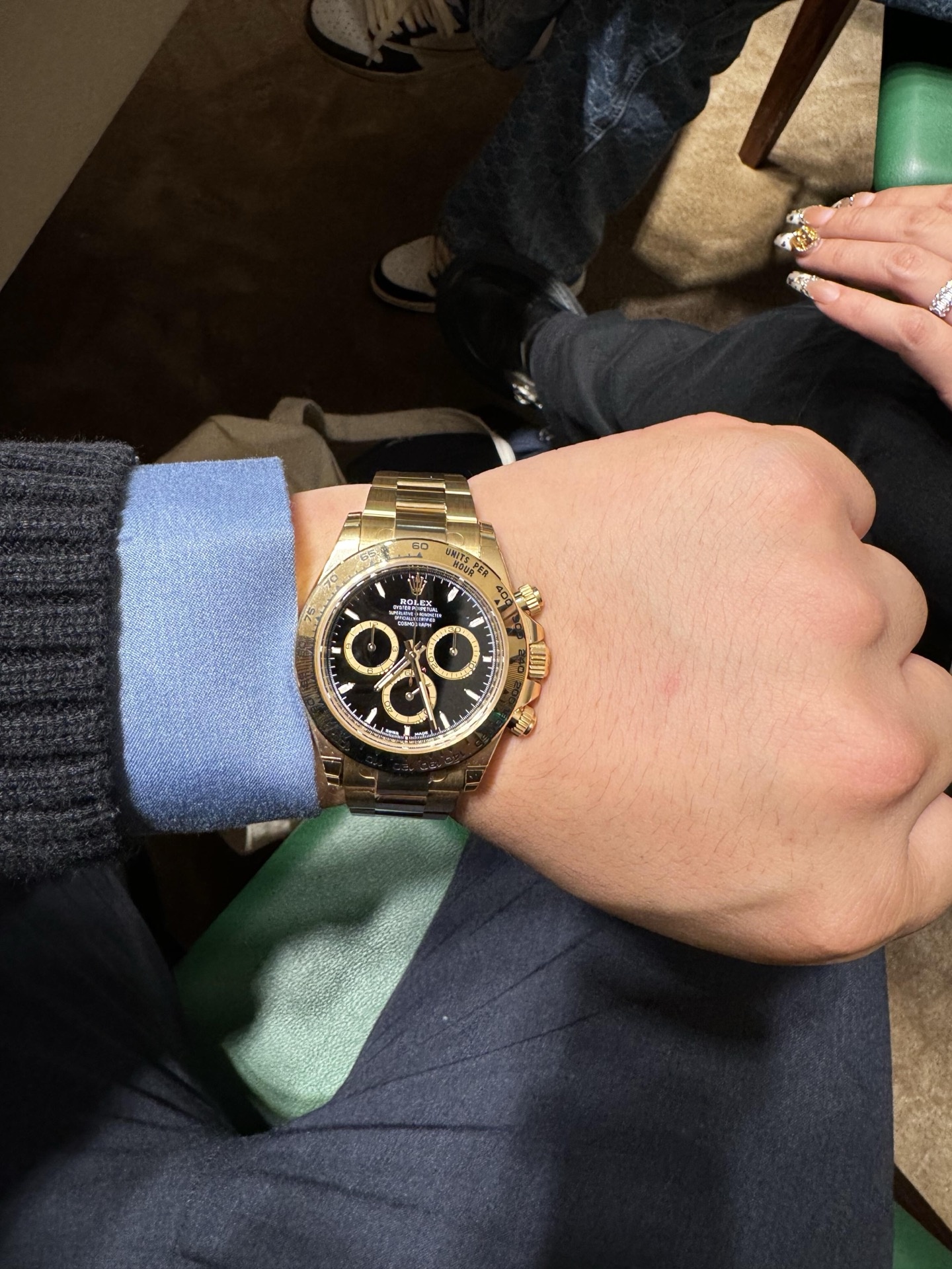 4c564d513cb505d796e24a95ca760fc8.jpg