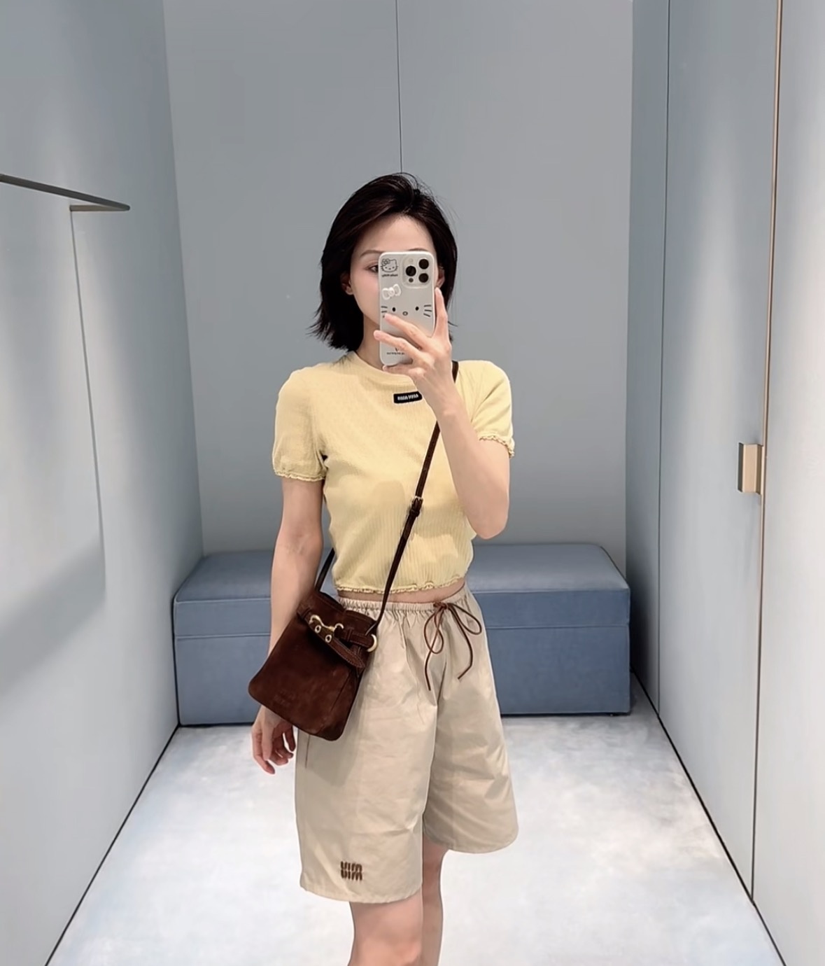 5fd2f9beb0ab7bd7f60c362357494eab.jpg