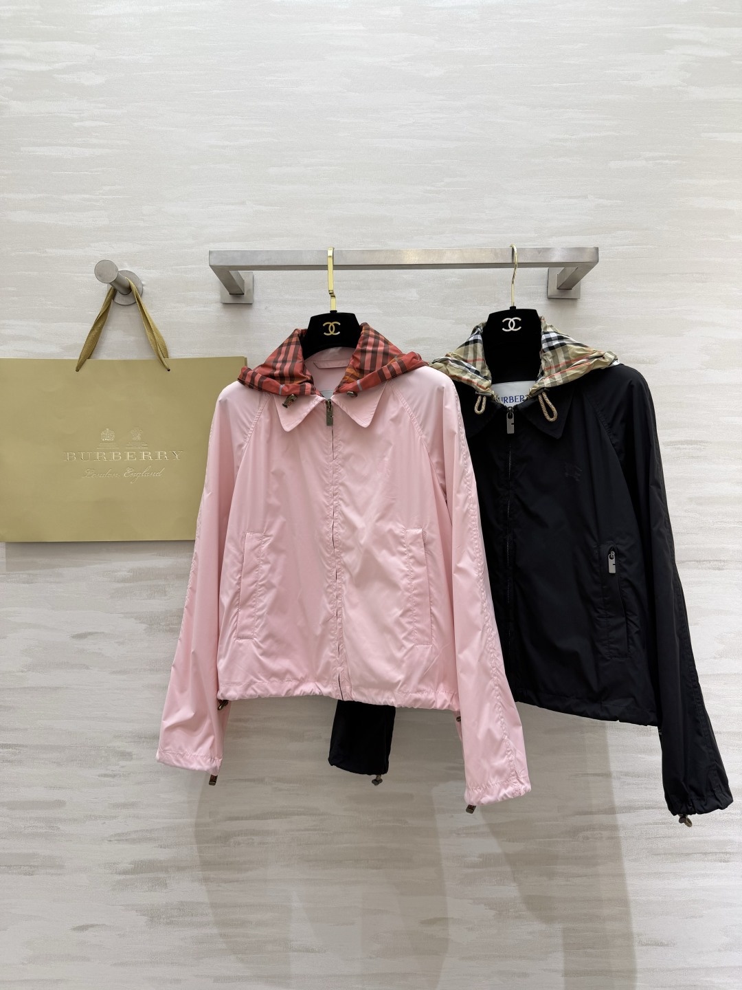 62ad68b05f60b6152a5a54307a7b5f6e.jpg