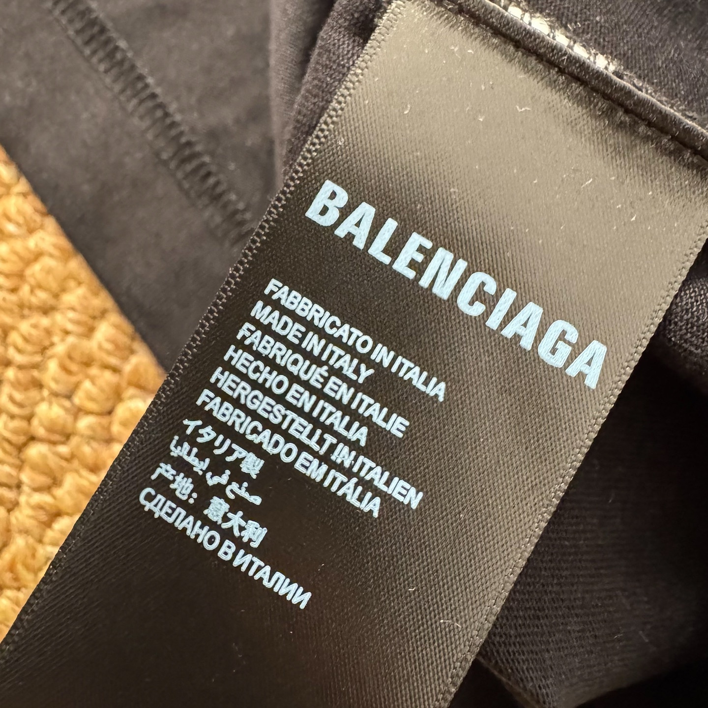 b1a2c96bdca45445634f3a42b3033380.jpg