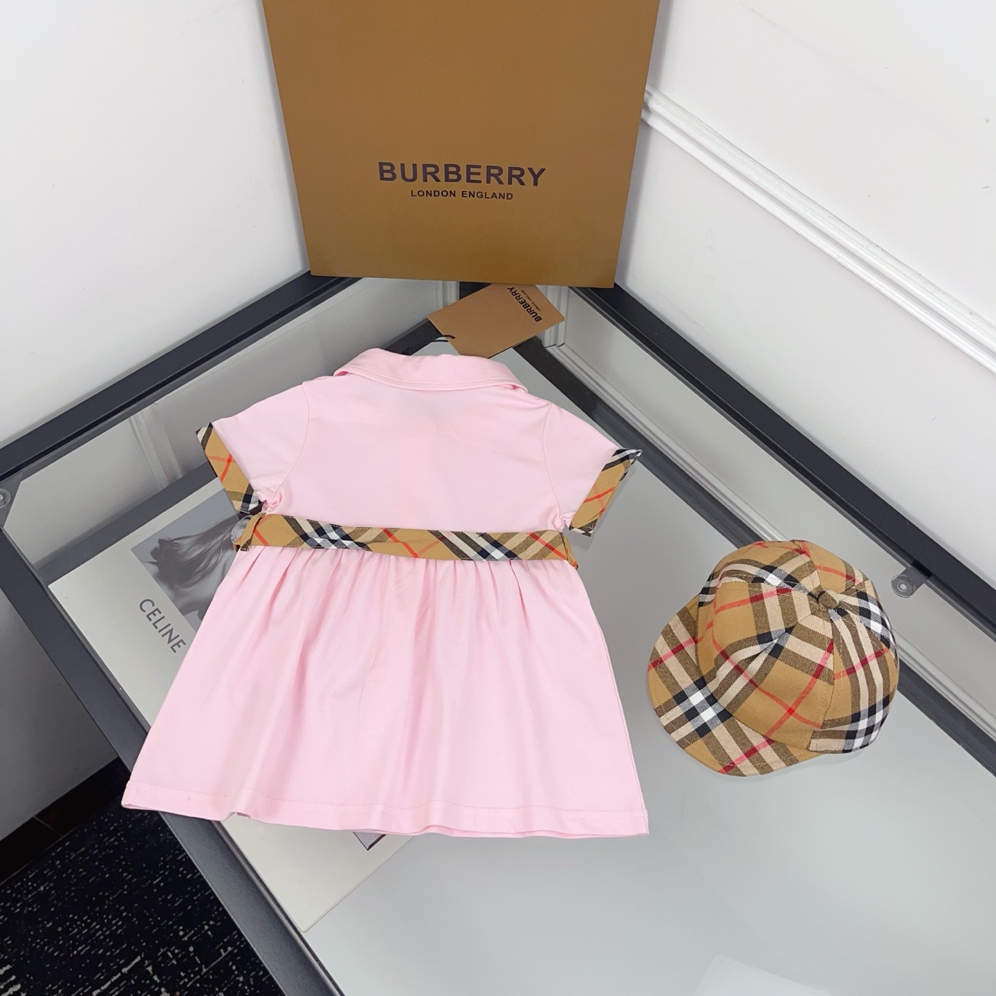 bed31c38be3d9be641f59a0e5ea6205a.jpg