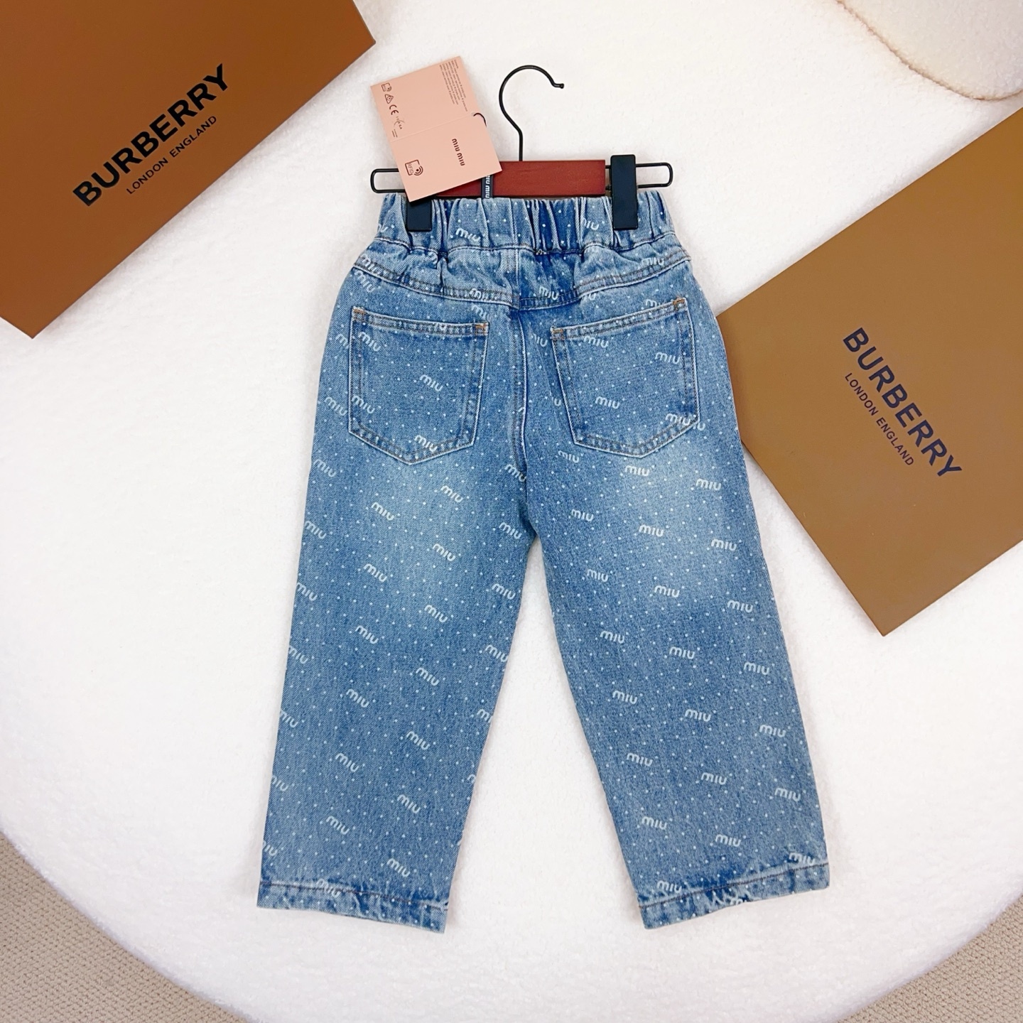c91c82d787ddd0a6168b6cc1e9925200.jpg