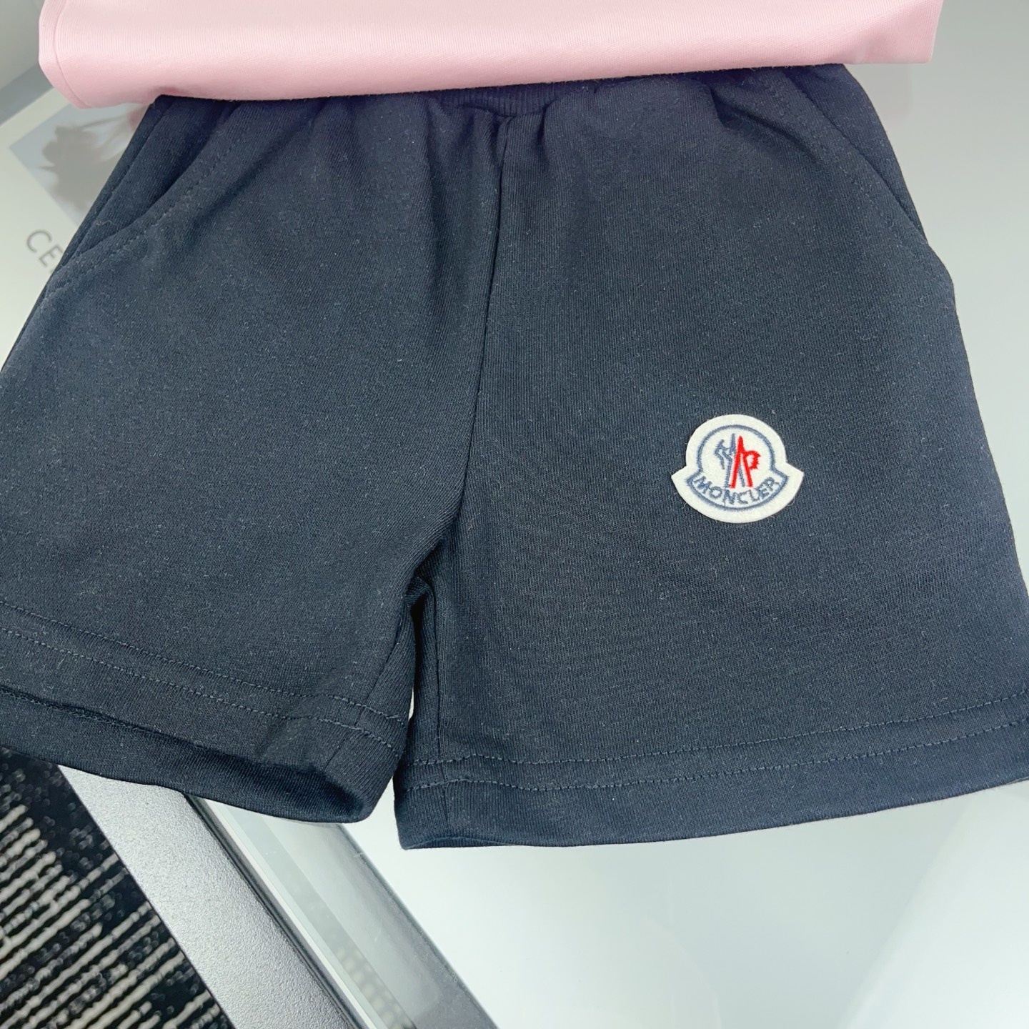 d8ffebe6d44e52e309f1a100249b95de.jpg