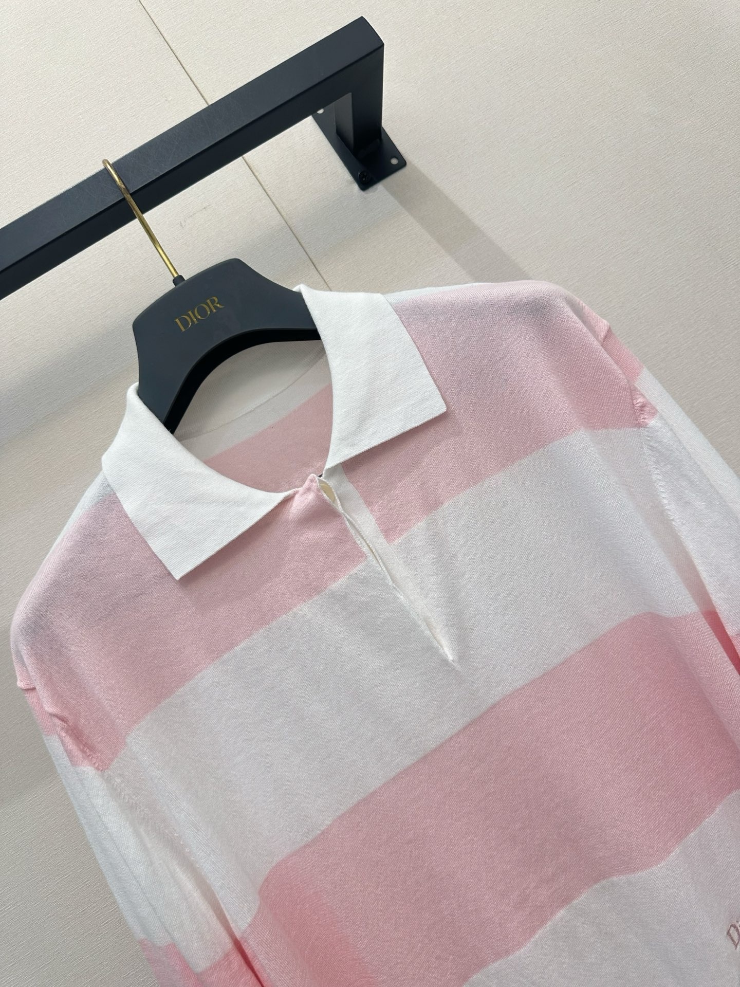 f1edc09a37db7724ddbc1d8557d8700f.jpg