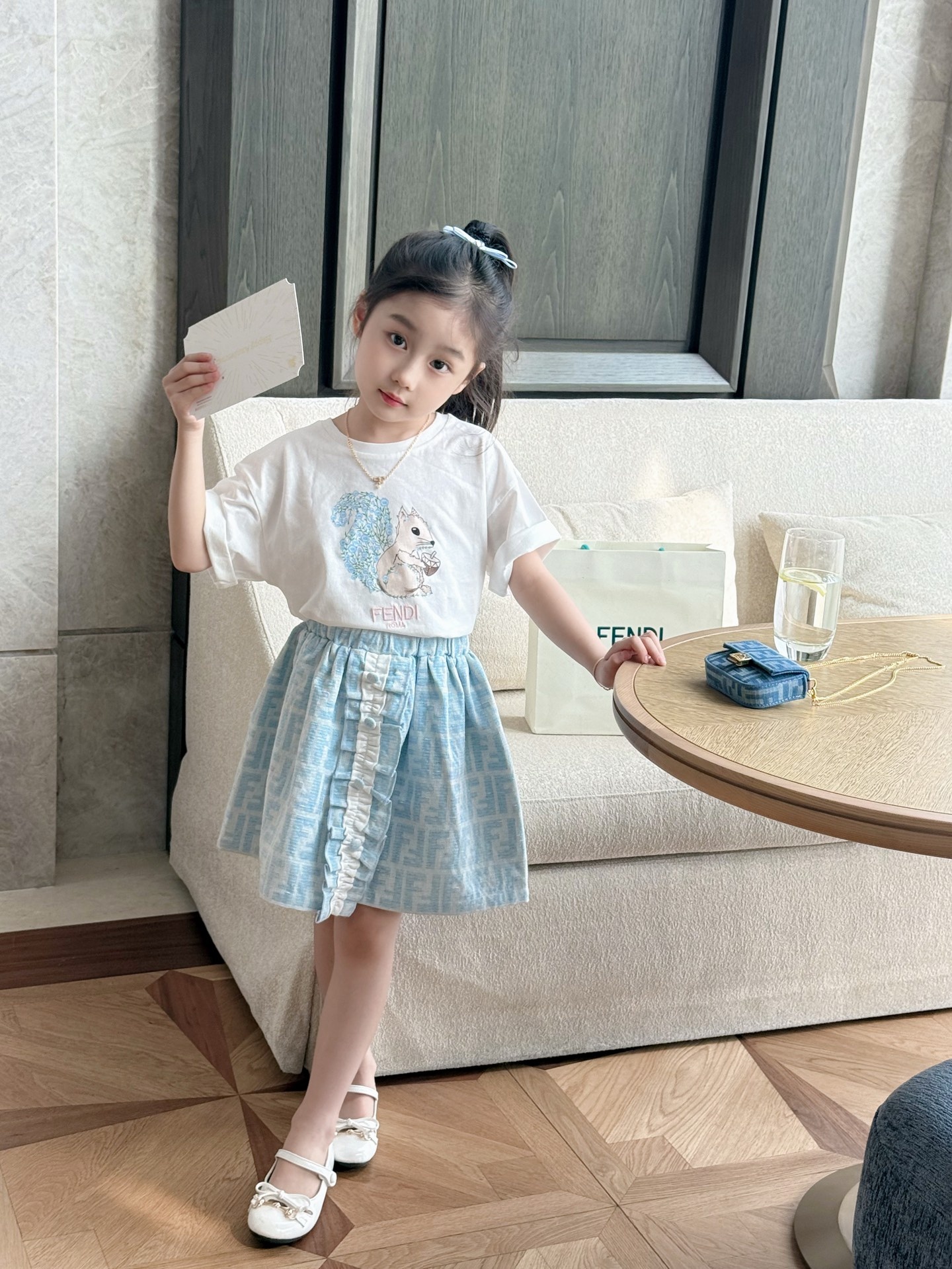 f4d8e23668a4fff25aabbb924d3e0171.jpg