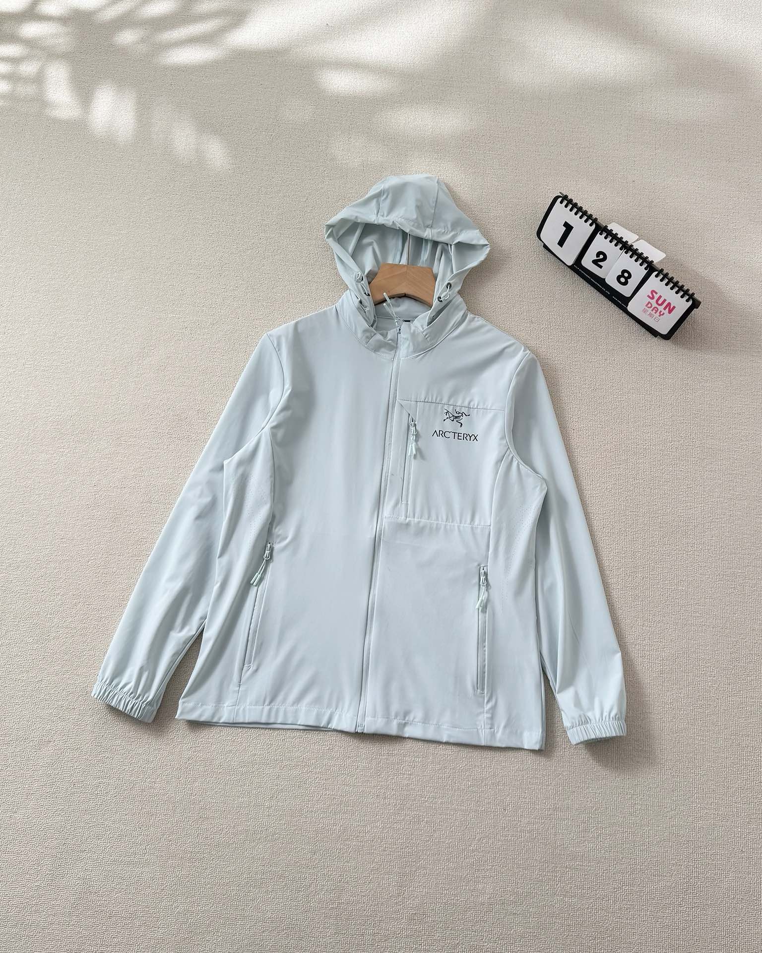 0679bef9cbd84dea6db29ef60262855a.jpg