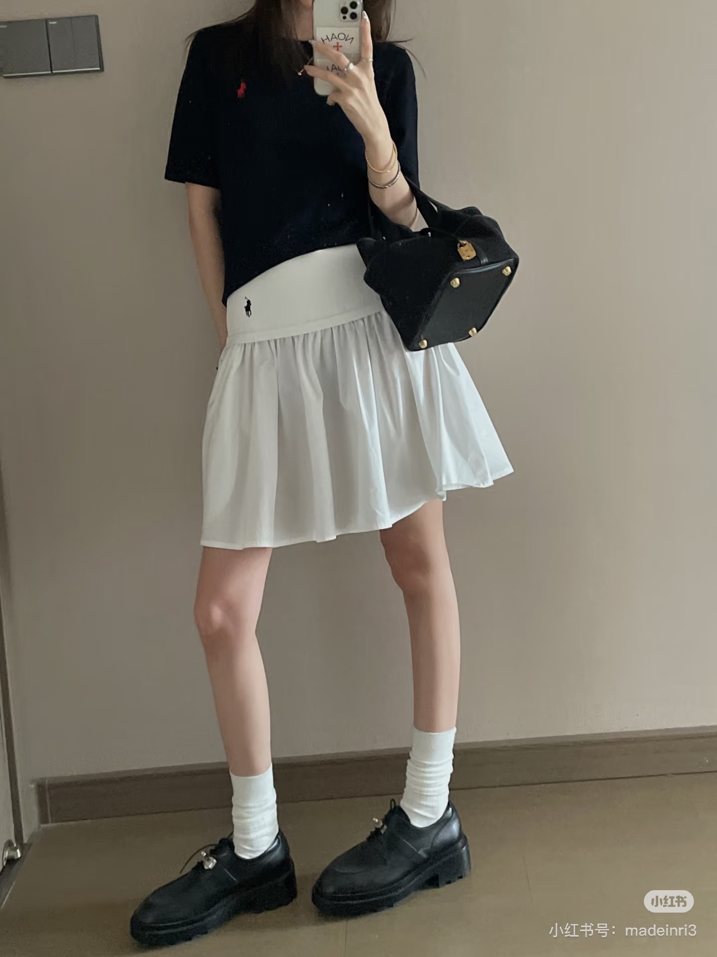 50c9f56b75f32eebff8ec30f4084cf53.jpg