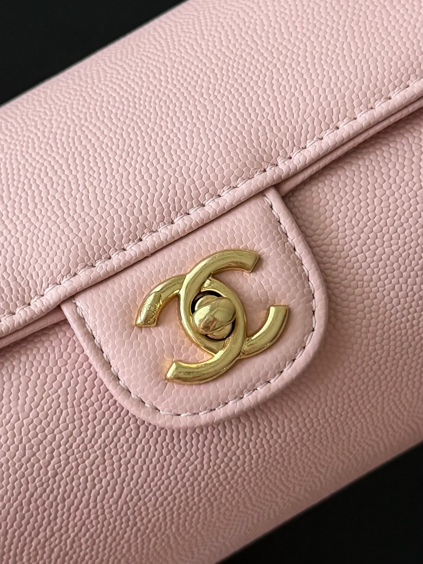 69d608dbf12a6ef9be66c140aed52522.jpg