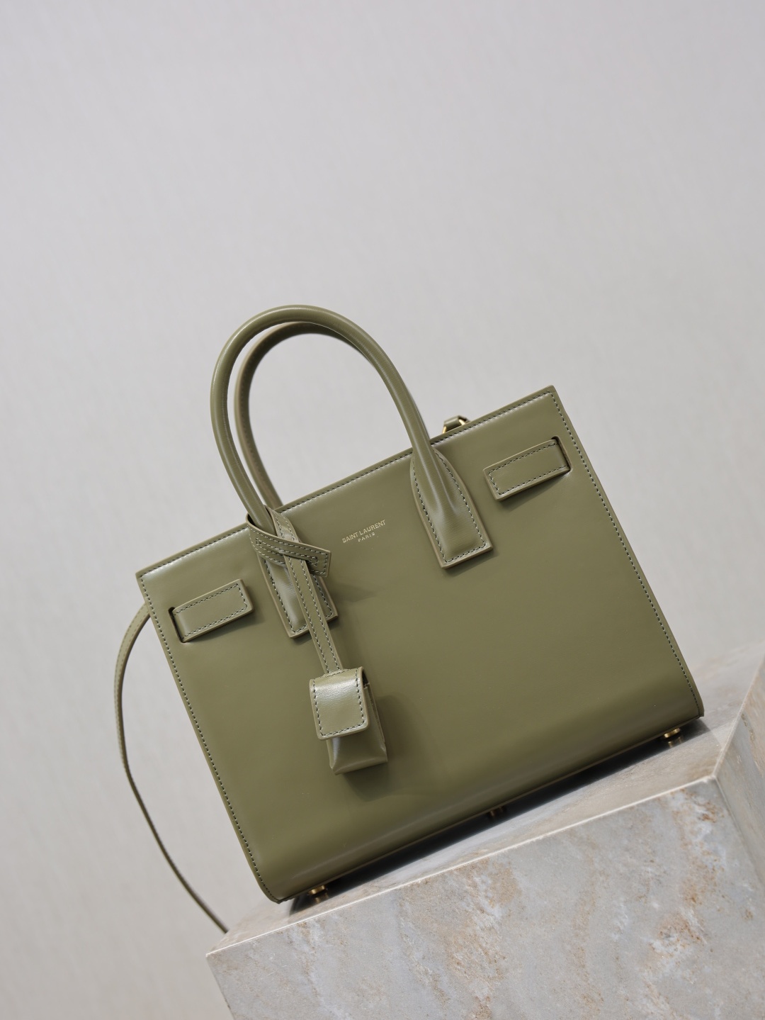 beb0836bfc097d3177725ab5868fa880.jpg