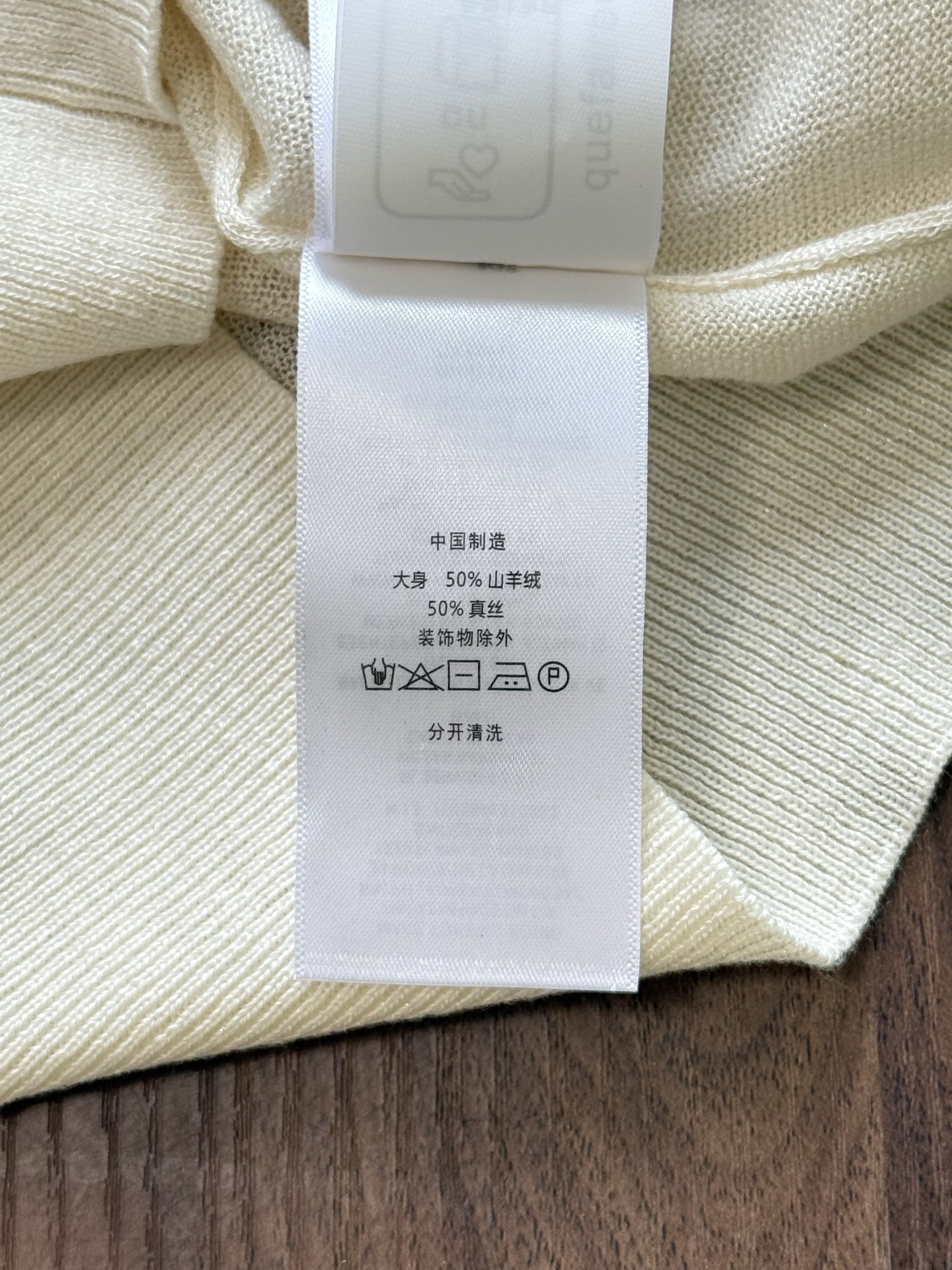 d1e27d0bacecead9152ab491f9ec804c.jpg
