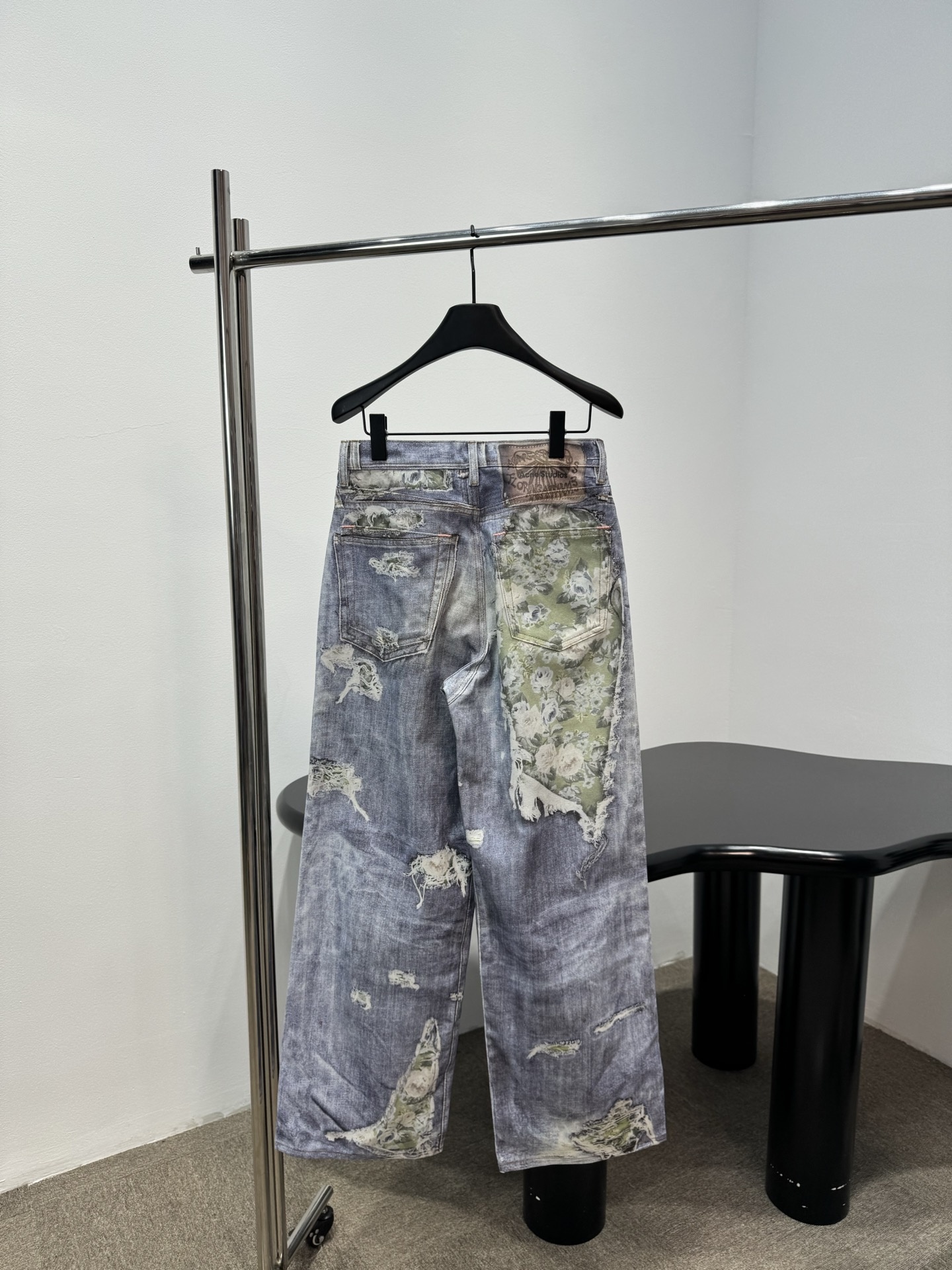fc7fc543a5bfcf41281a3f6dbb053aec.jpg