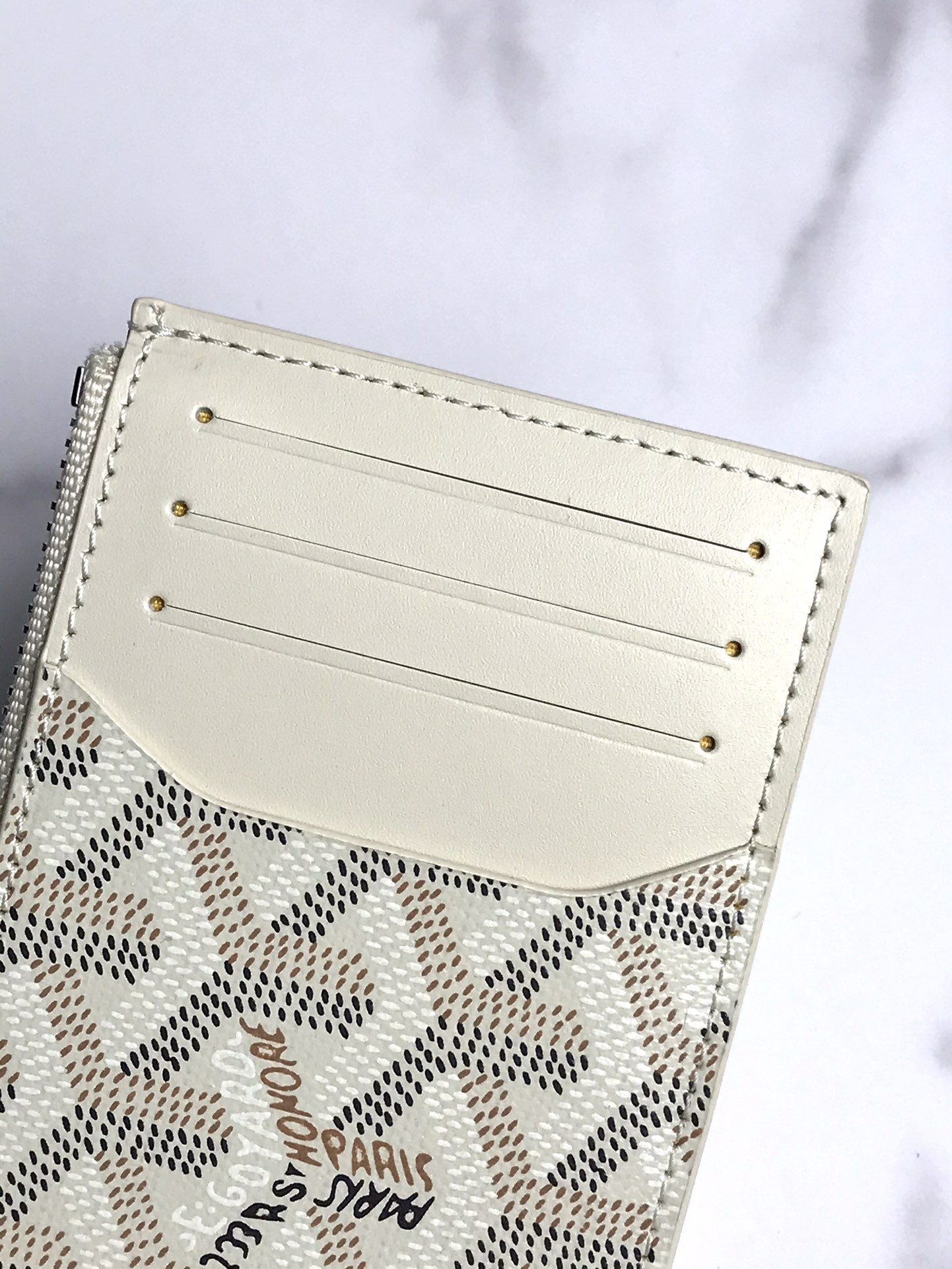 124f6cb97db3afebff0240c1acc741bd.jpg