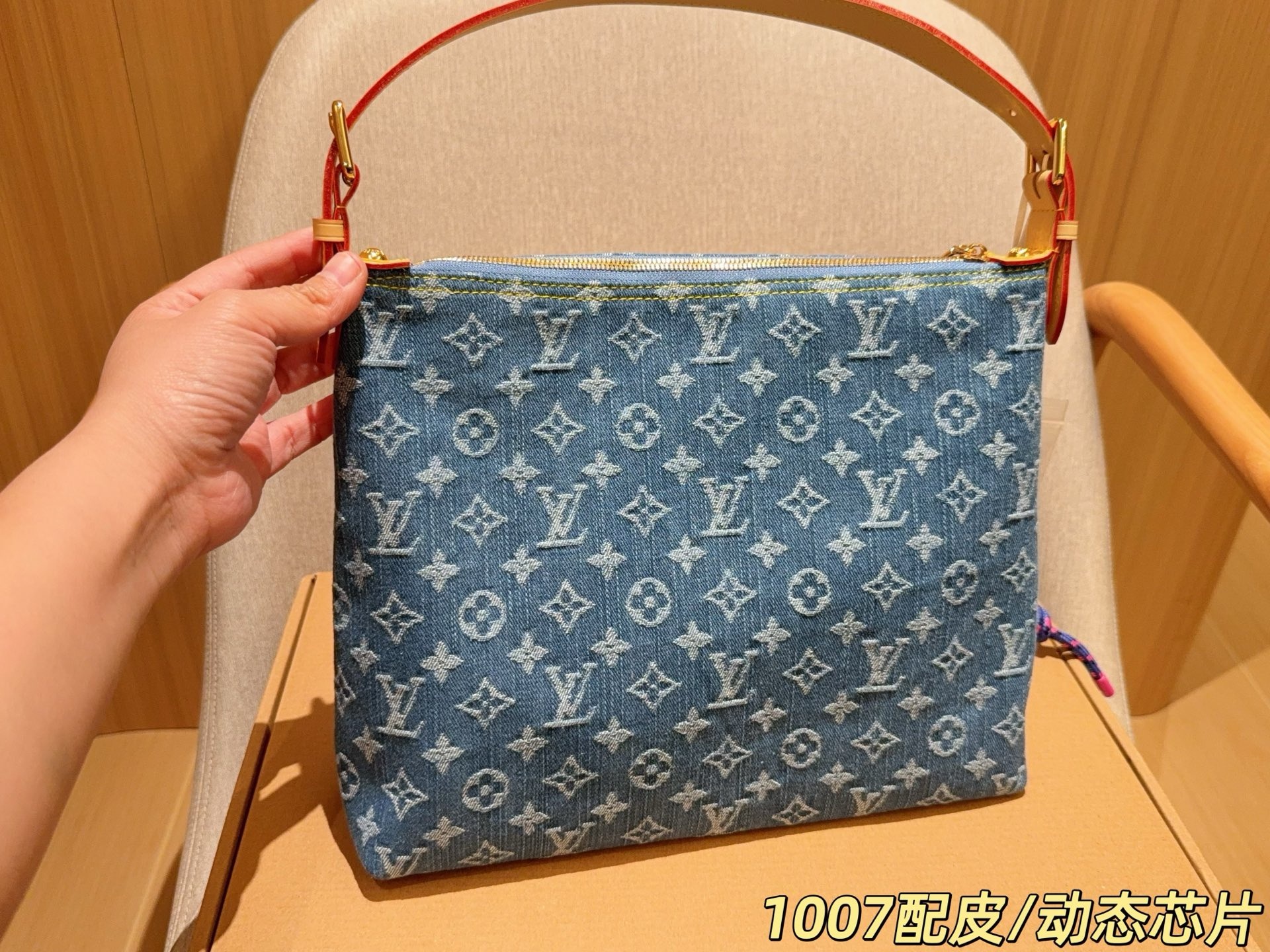 107bf008a391e349dbe61ea78852ec79.jpg
