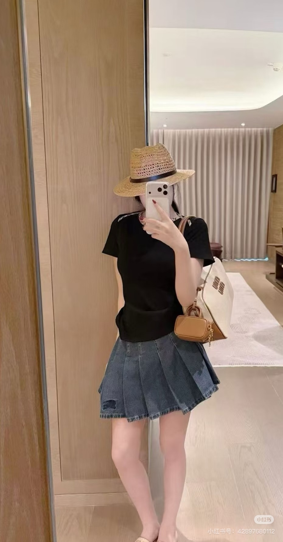 12dacf50b3b8c3e1eb7f19cde22c4e2b.jpg