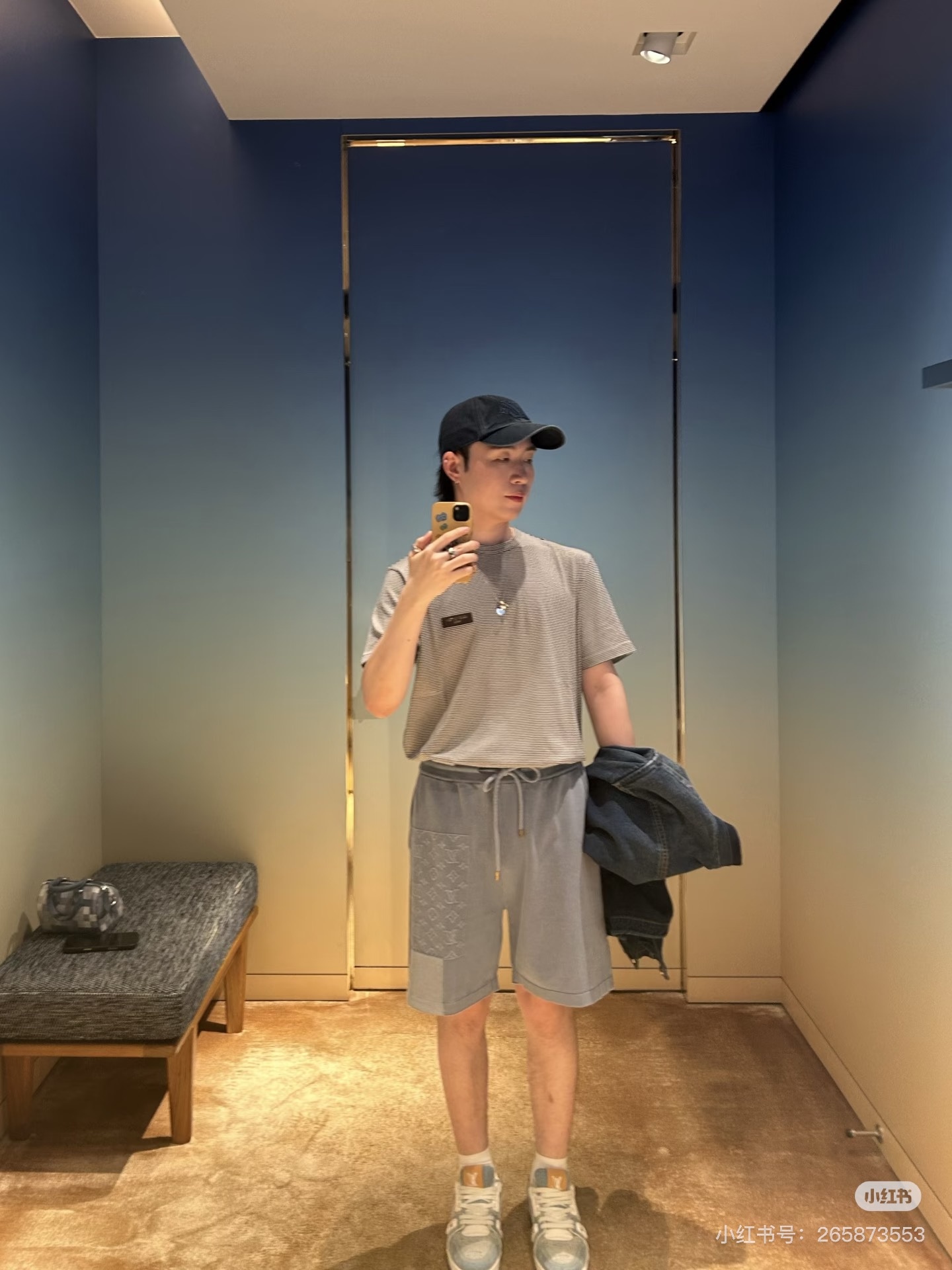 1441b5ac76f7476d90bd460b9aebed0a.jpg