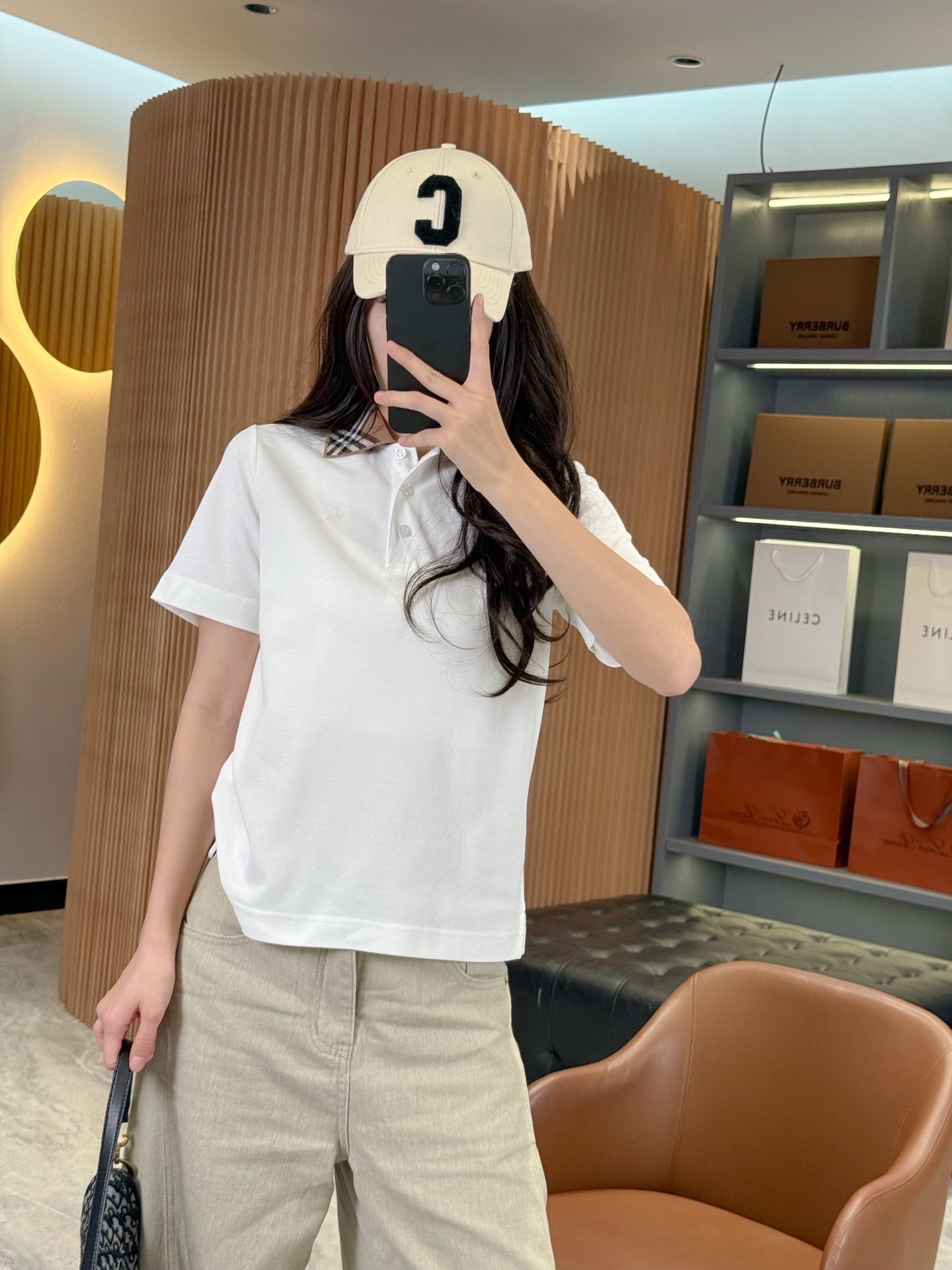 2e3d6fcc6bd20ca29e07b4438aa9677f.jpg