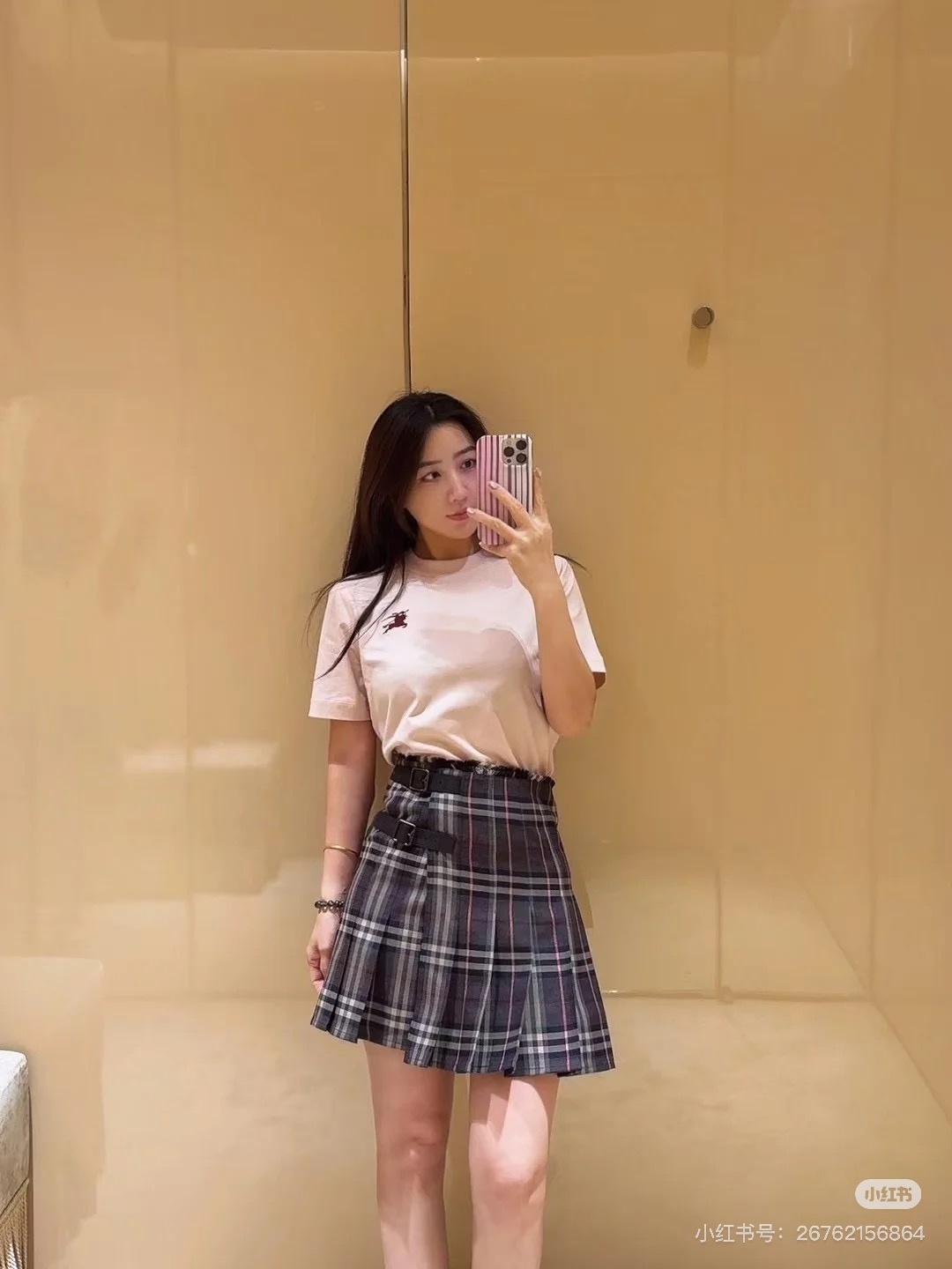 409c453d57e5a7f1ca2255f3e3f815e8.jpg